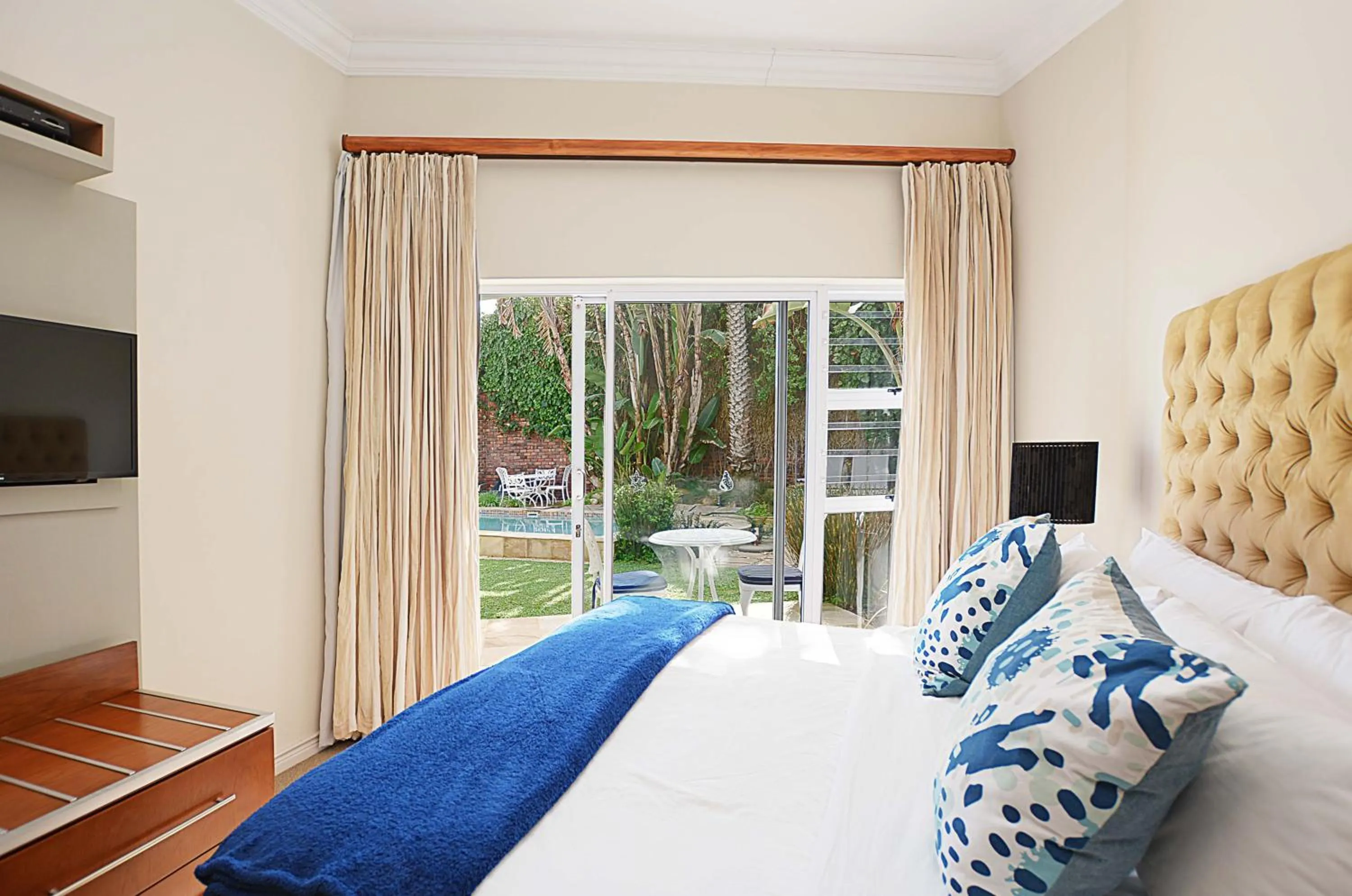 Bedroom, Bed in The Sir David Boutique Guest House