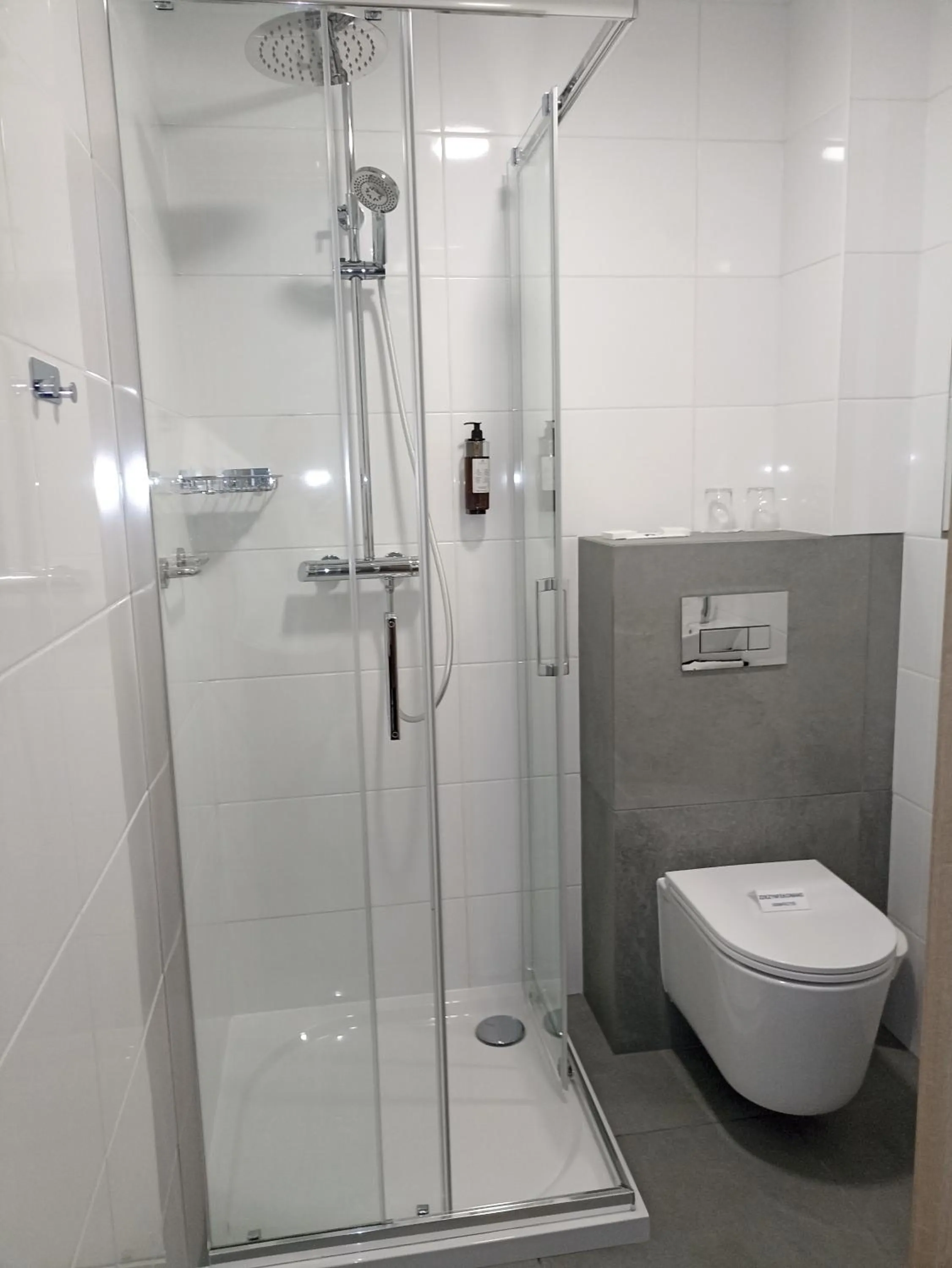 Bathroom in Hotel Pietrak