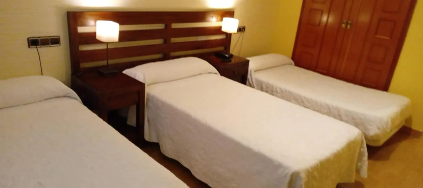 Bed in Hotel de Montaña Rubielos