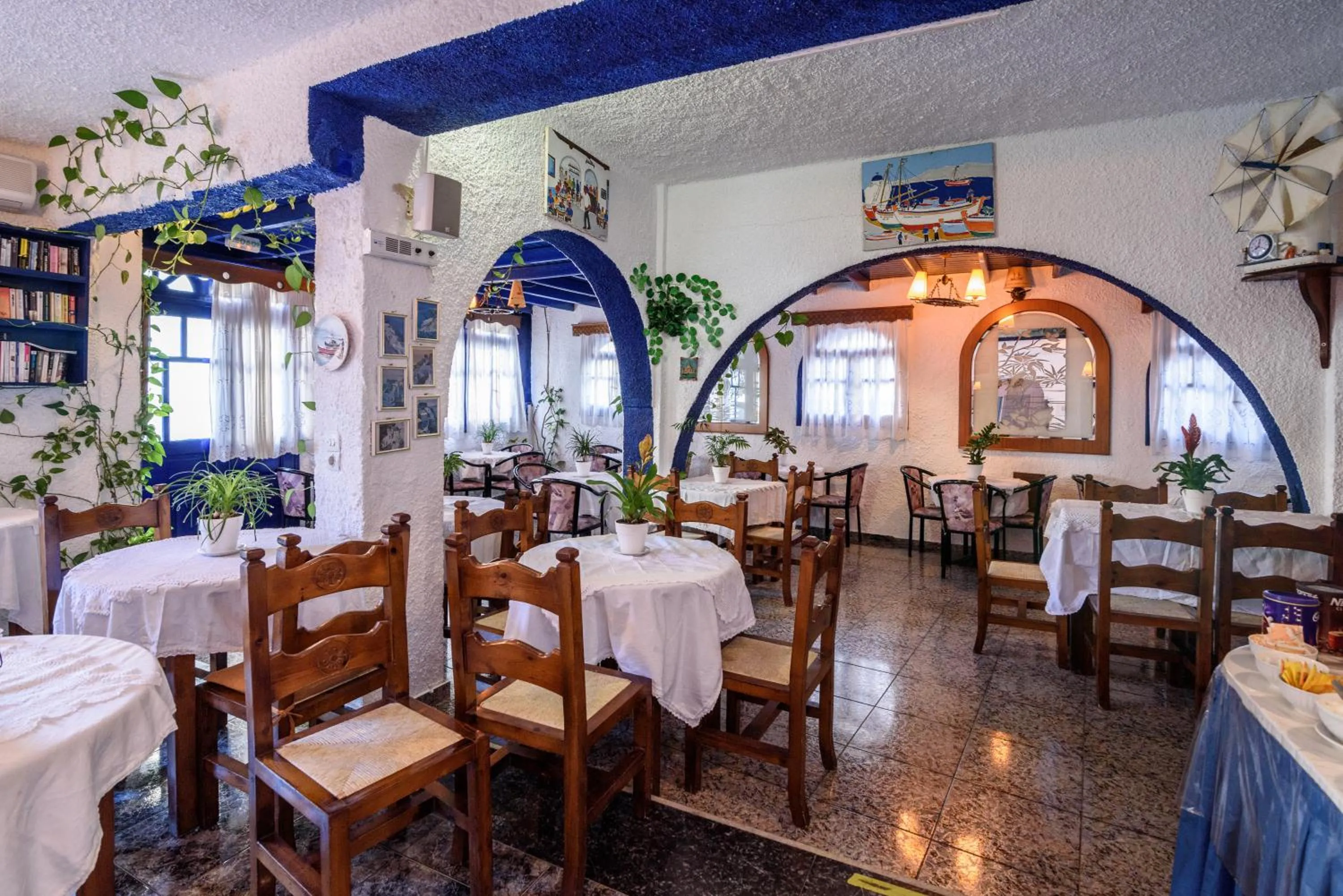 Restaurant/places to eat in Hotel Porto Perissa
