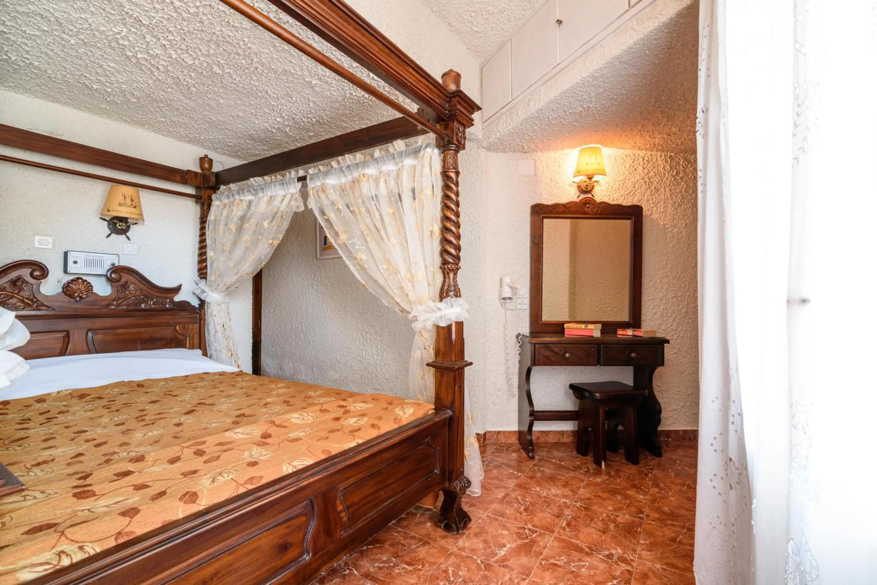 Bed in Hotel Porto Perissa