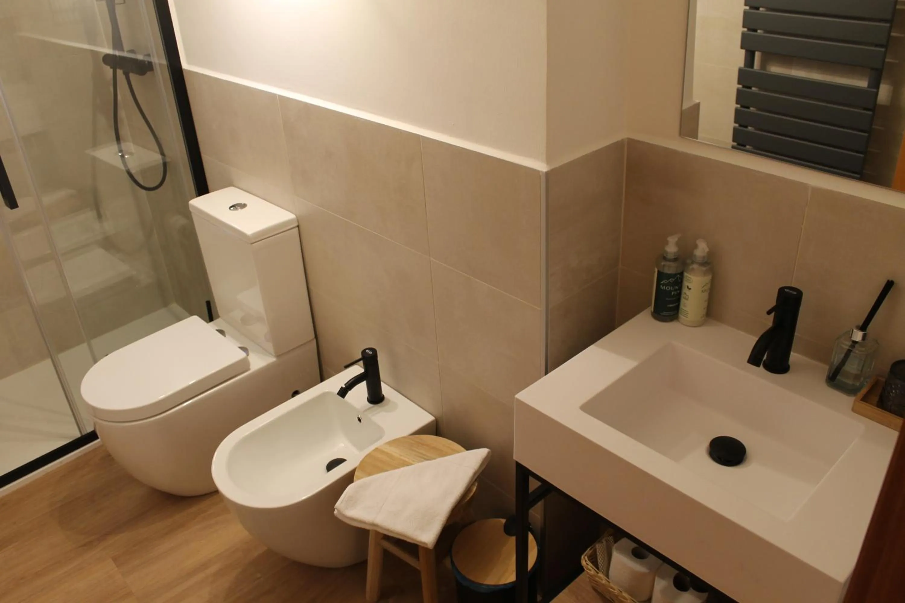 Shower in Il Fraitevino hotel bed & breakfast