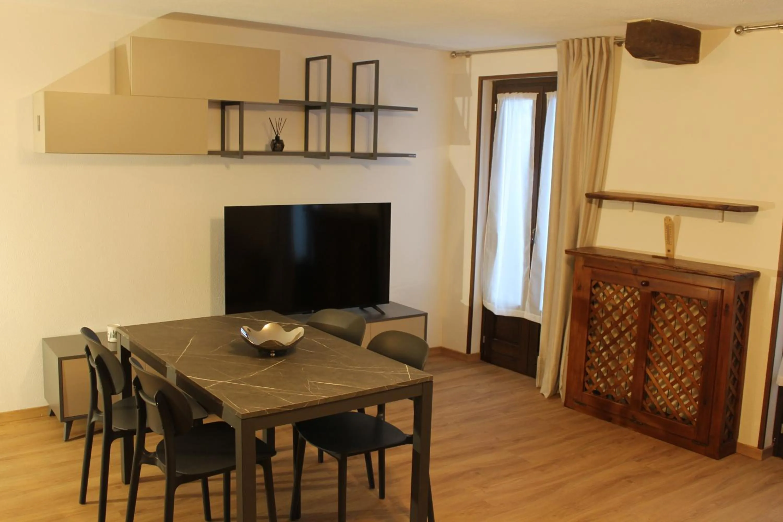 TV and multimedia in Il Fraitevino hotel bed & breakfast