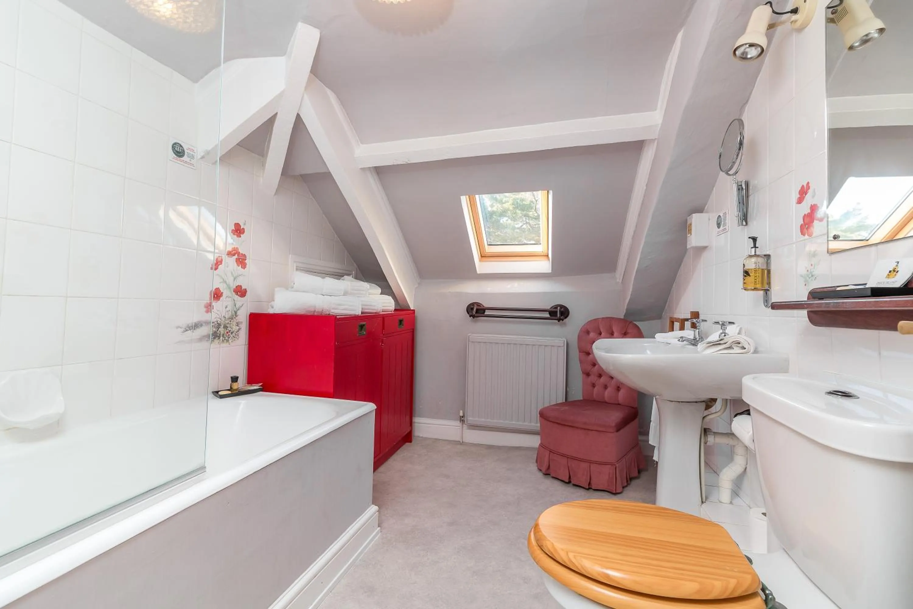 The Lynch Country House