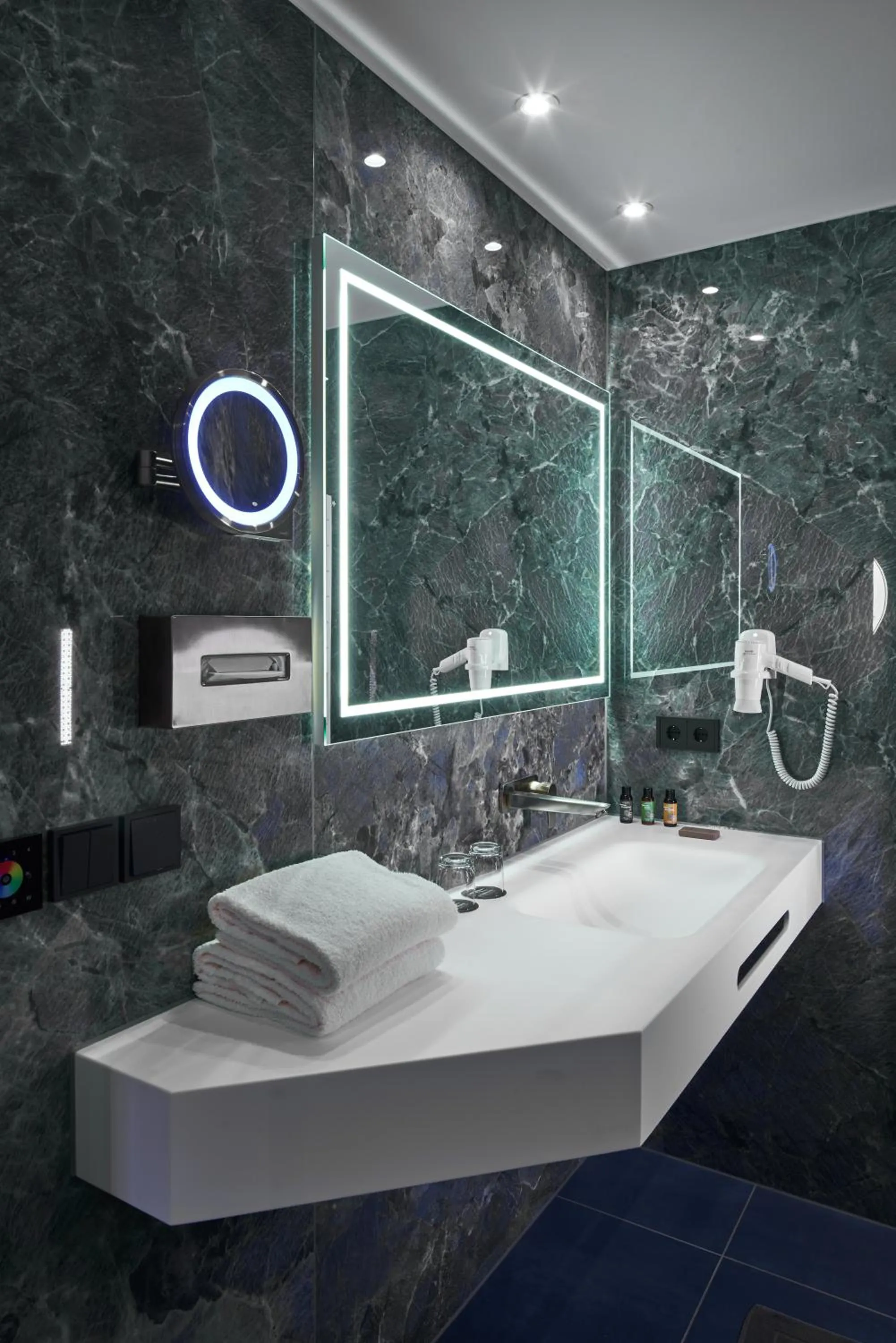 Bathroom in Bio-Seehotel Zeulenroda