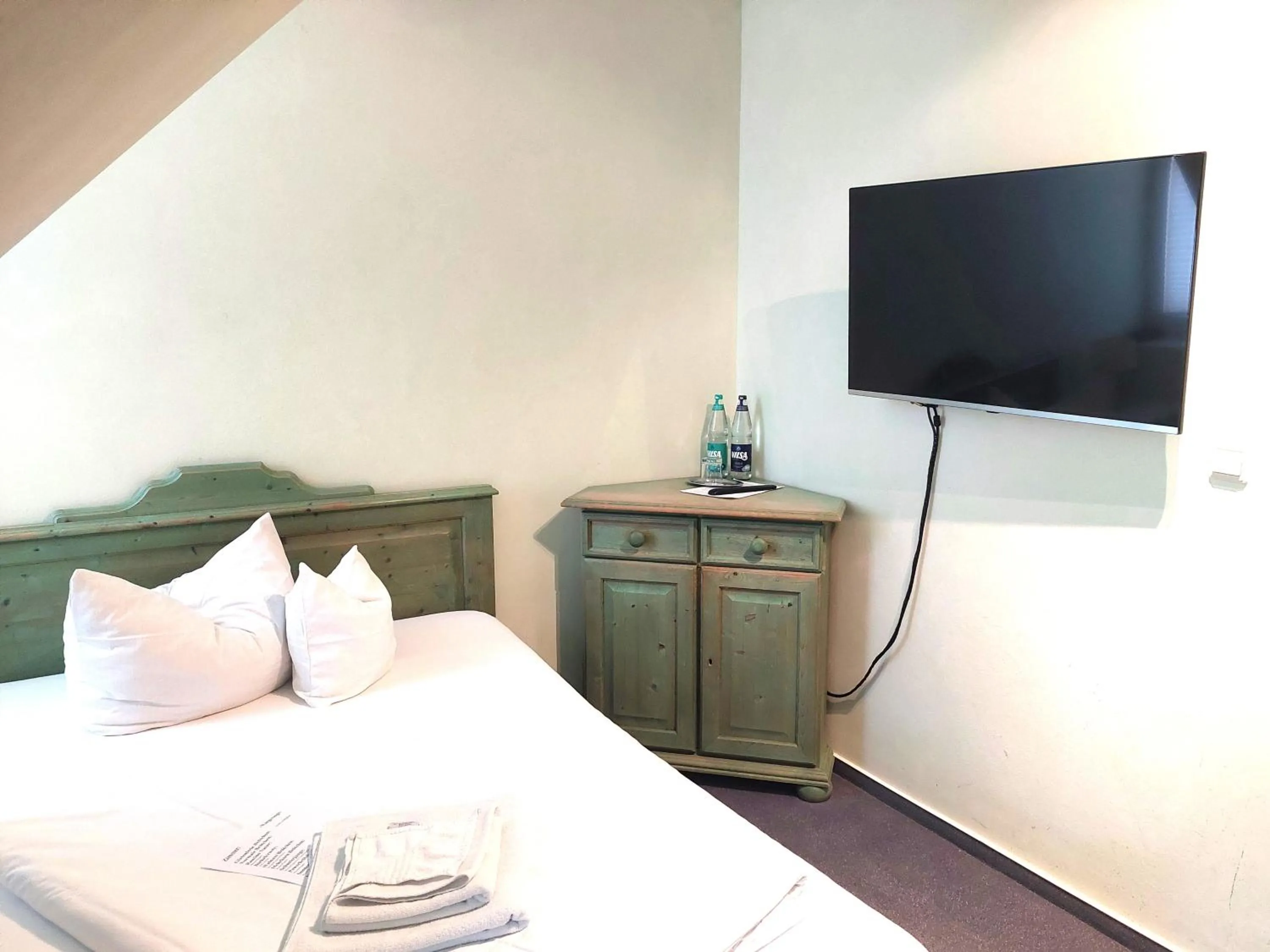 Photo of the whole room, Bed in Hotel Villa Weststrand