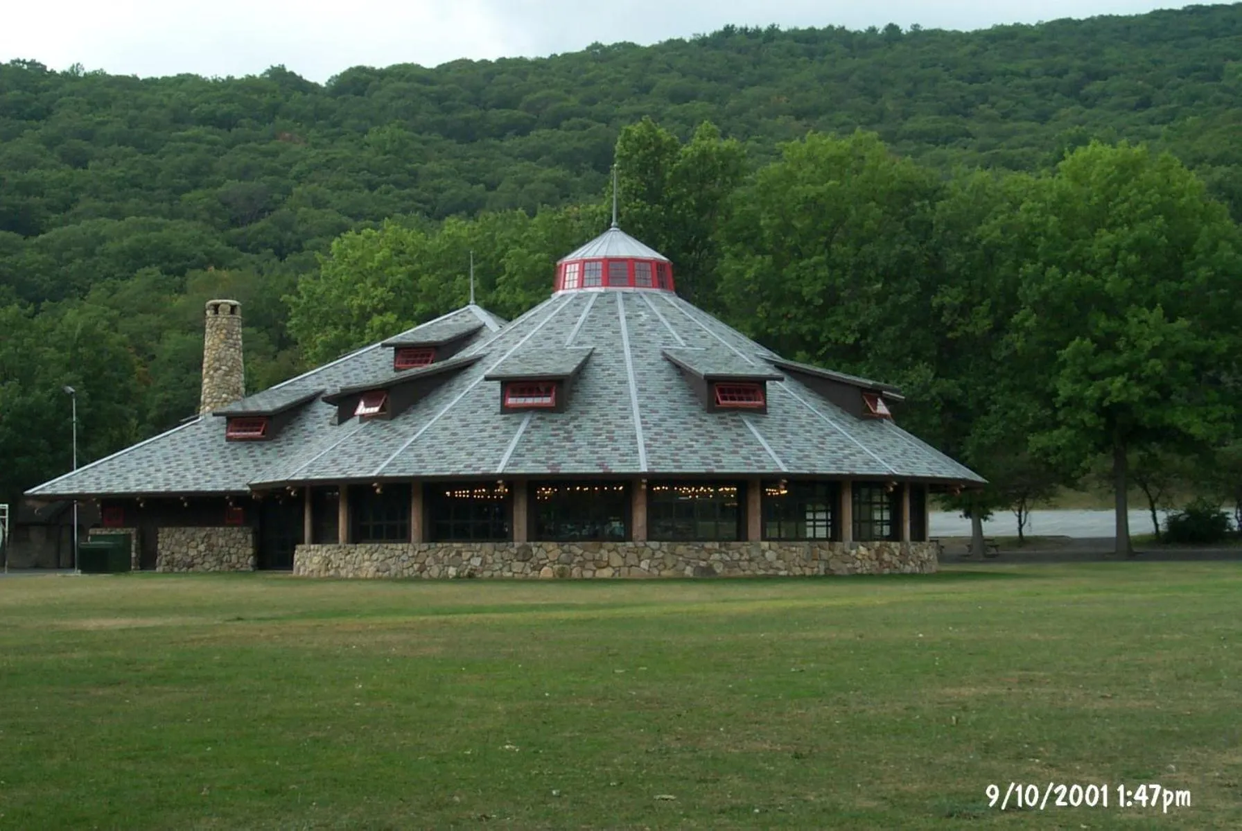 Property building in Overlook Lodge and Stone Cottages at Bear Mountain