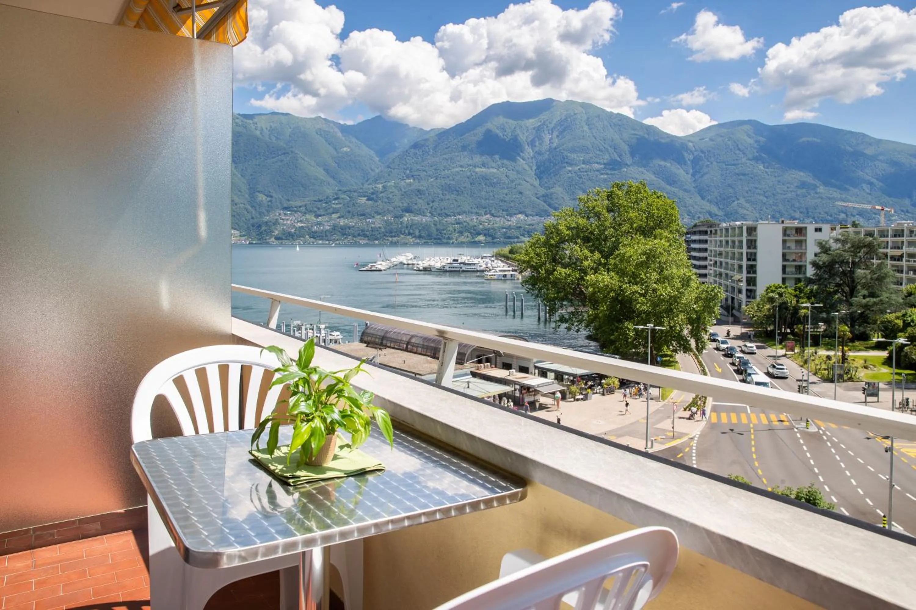 Balcony/Terrace in Hotel Rondinella Locarno