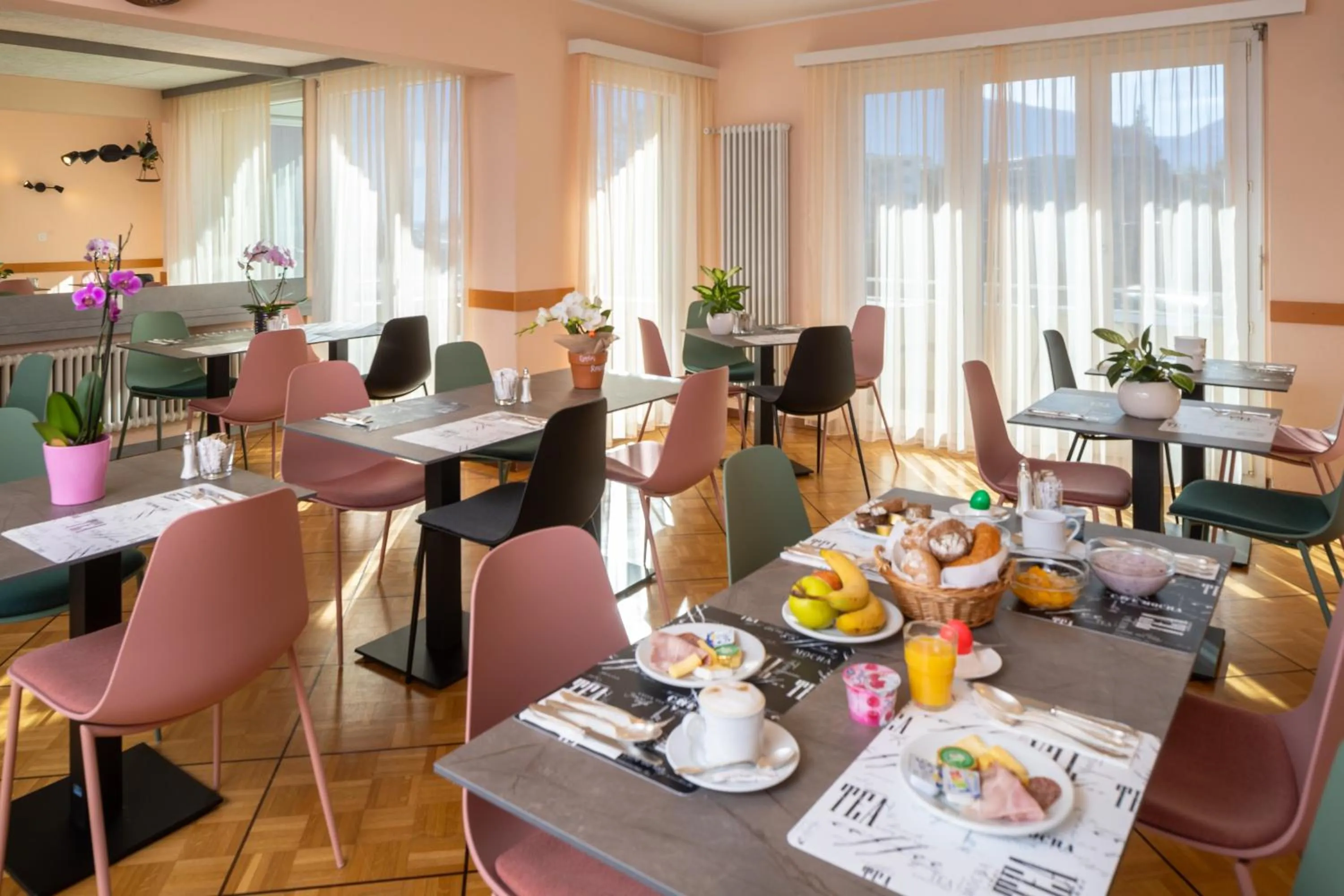 Breakfast in Hotel Rondinella Locarno