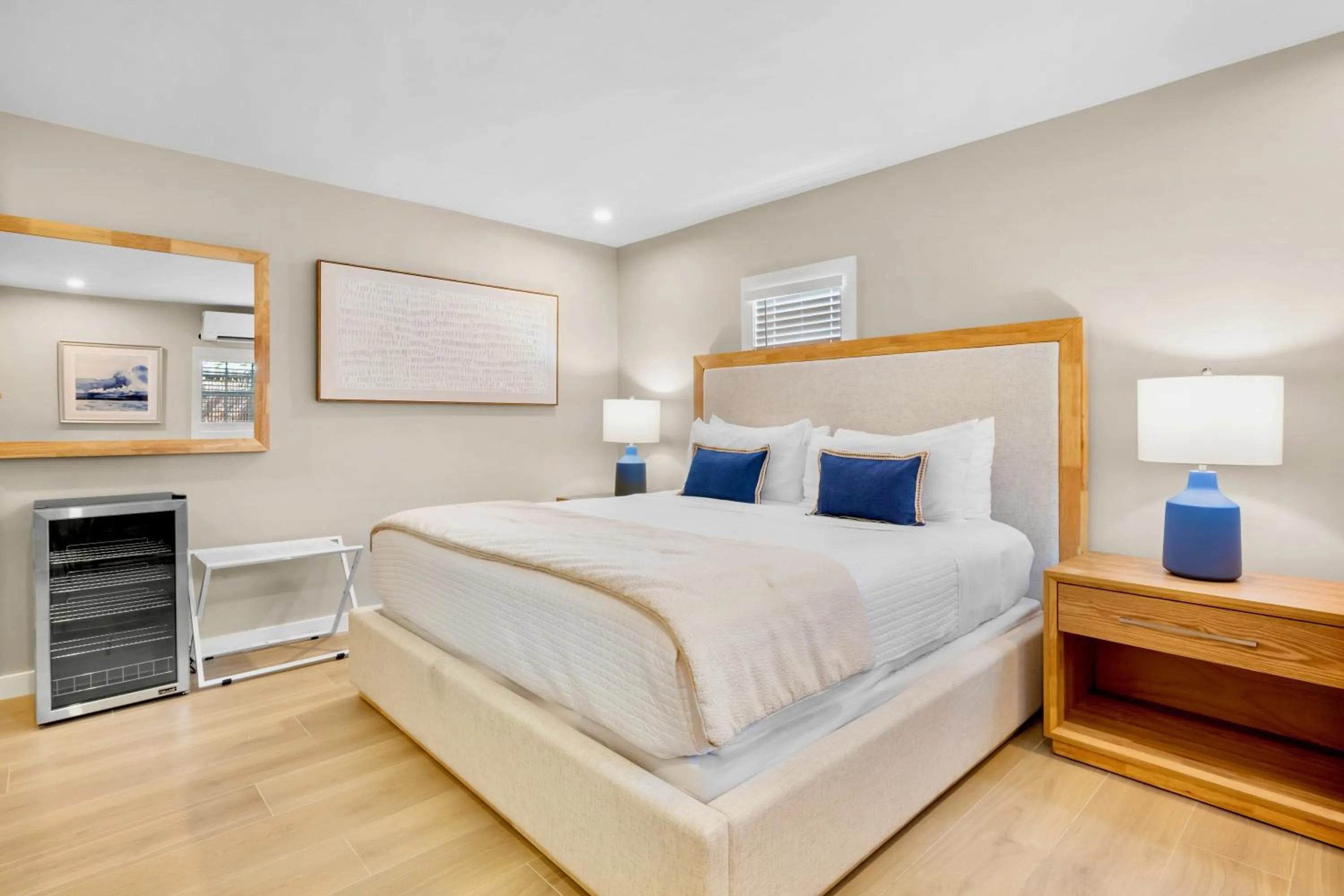 Photo of the whole room, Bed in Haley's at Anna Maria Island Inn