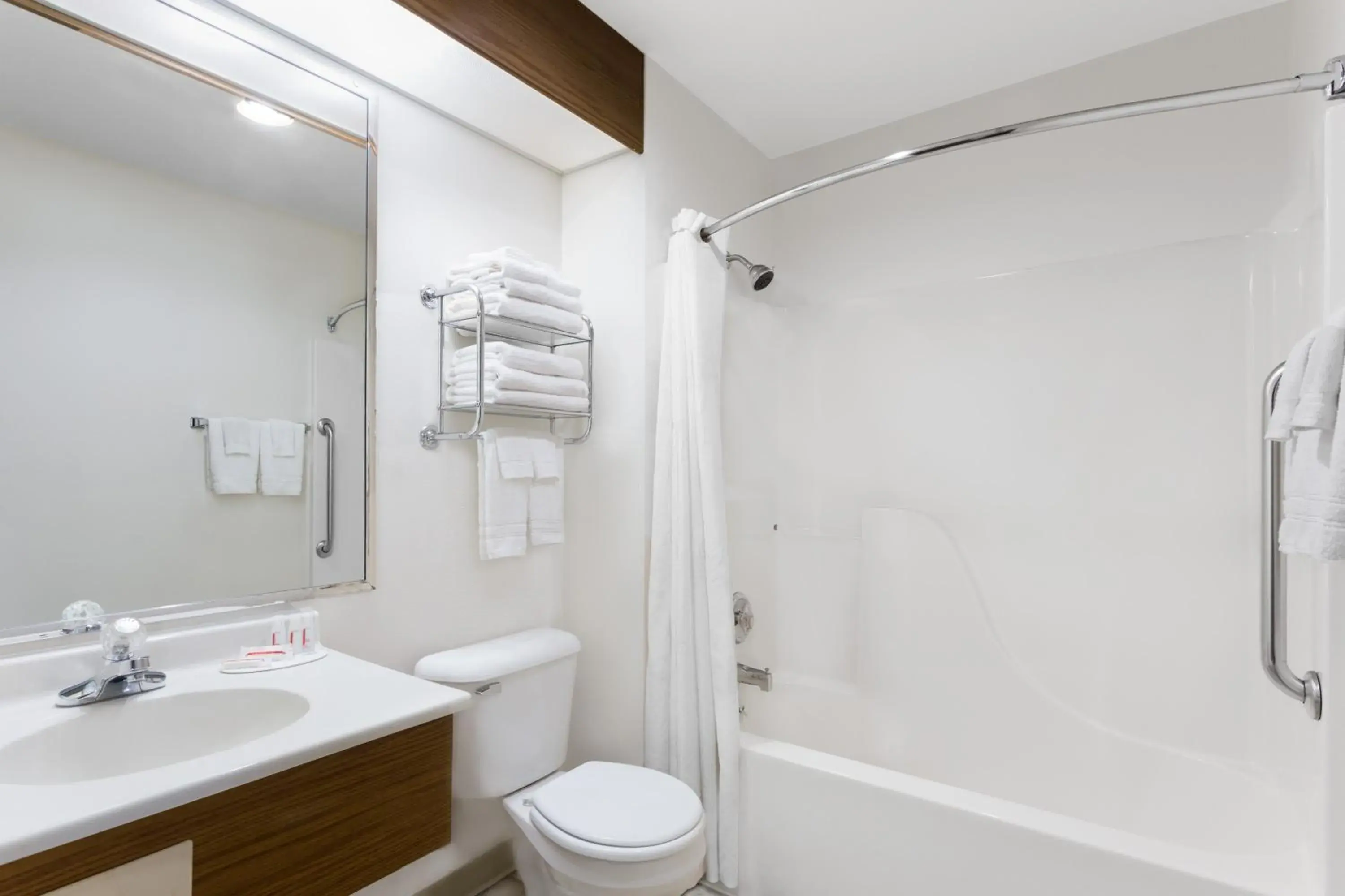 Queen Room with Two Queen Beds - Non-Smoking in Super 8 by Wyndham Antigo Queen Room with Two Queen Beds - Non-Smoking in Super 8 by Wyndham Antigo