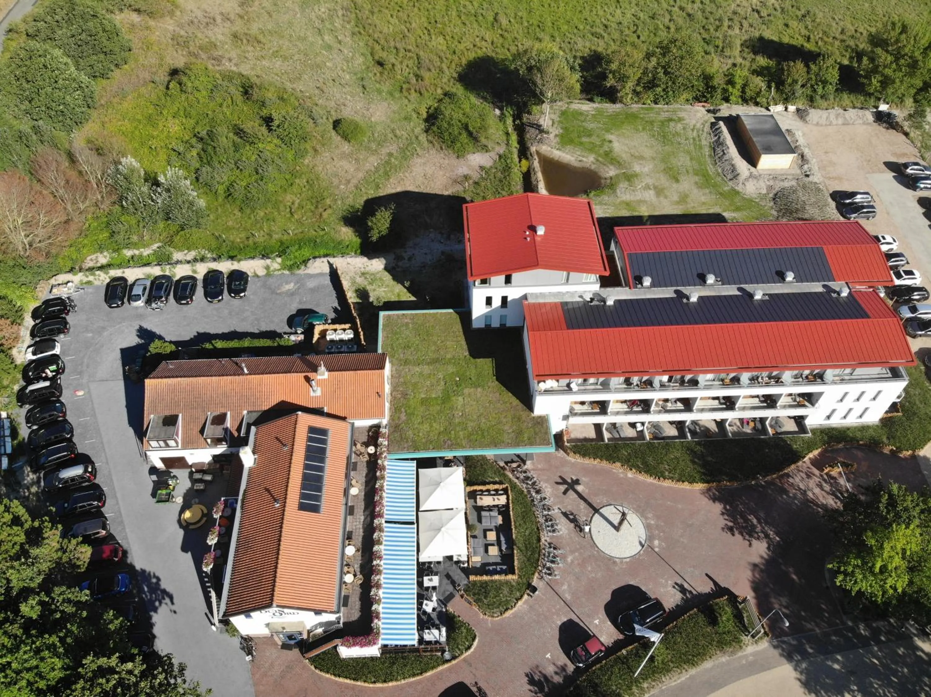 Property building in Strandhotel Duinoord