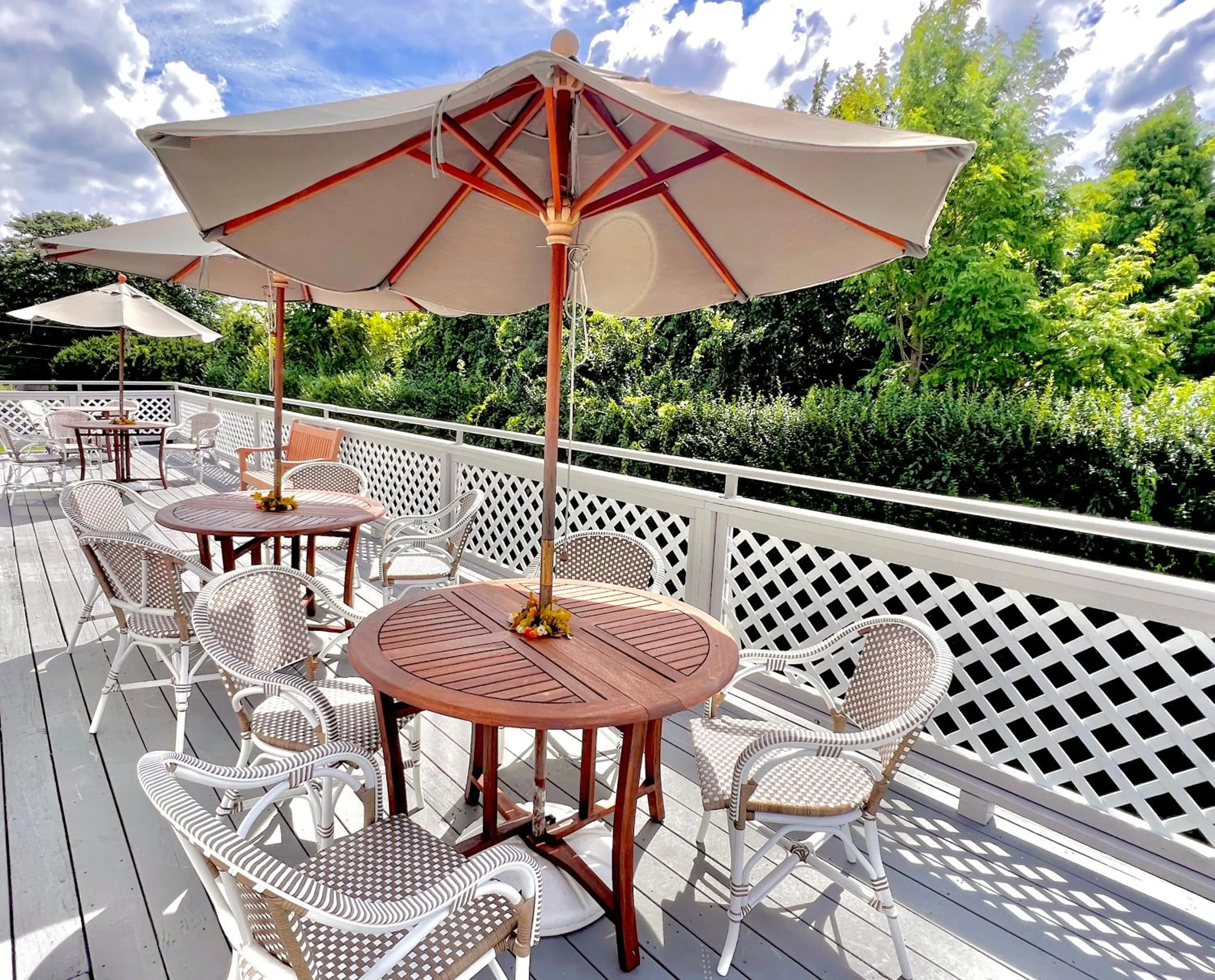 Patio in The Carriage House Inn Newport