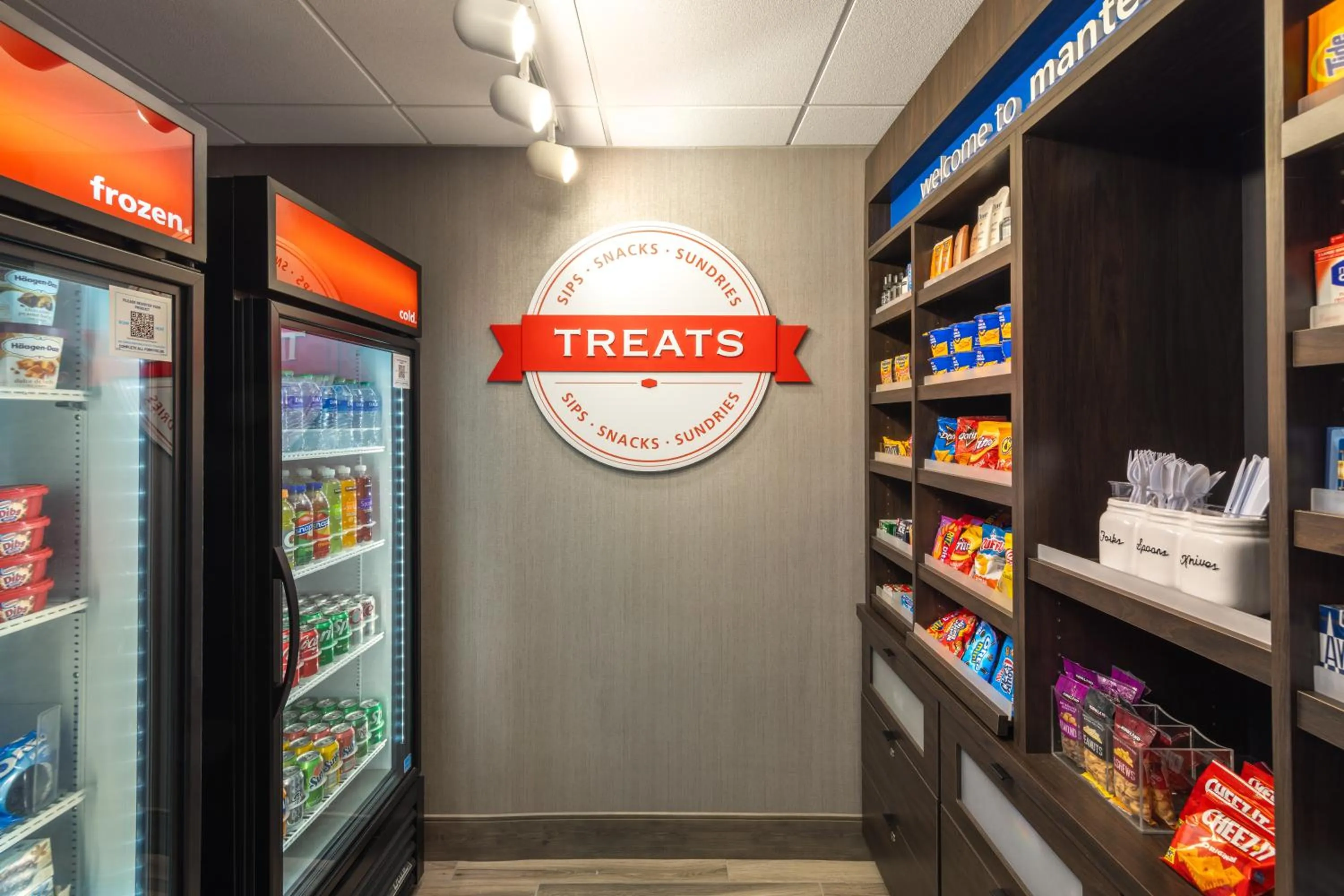 Supermarket/grocery shop in Hampton Inn & Suites Manteca