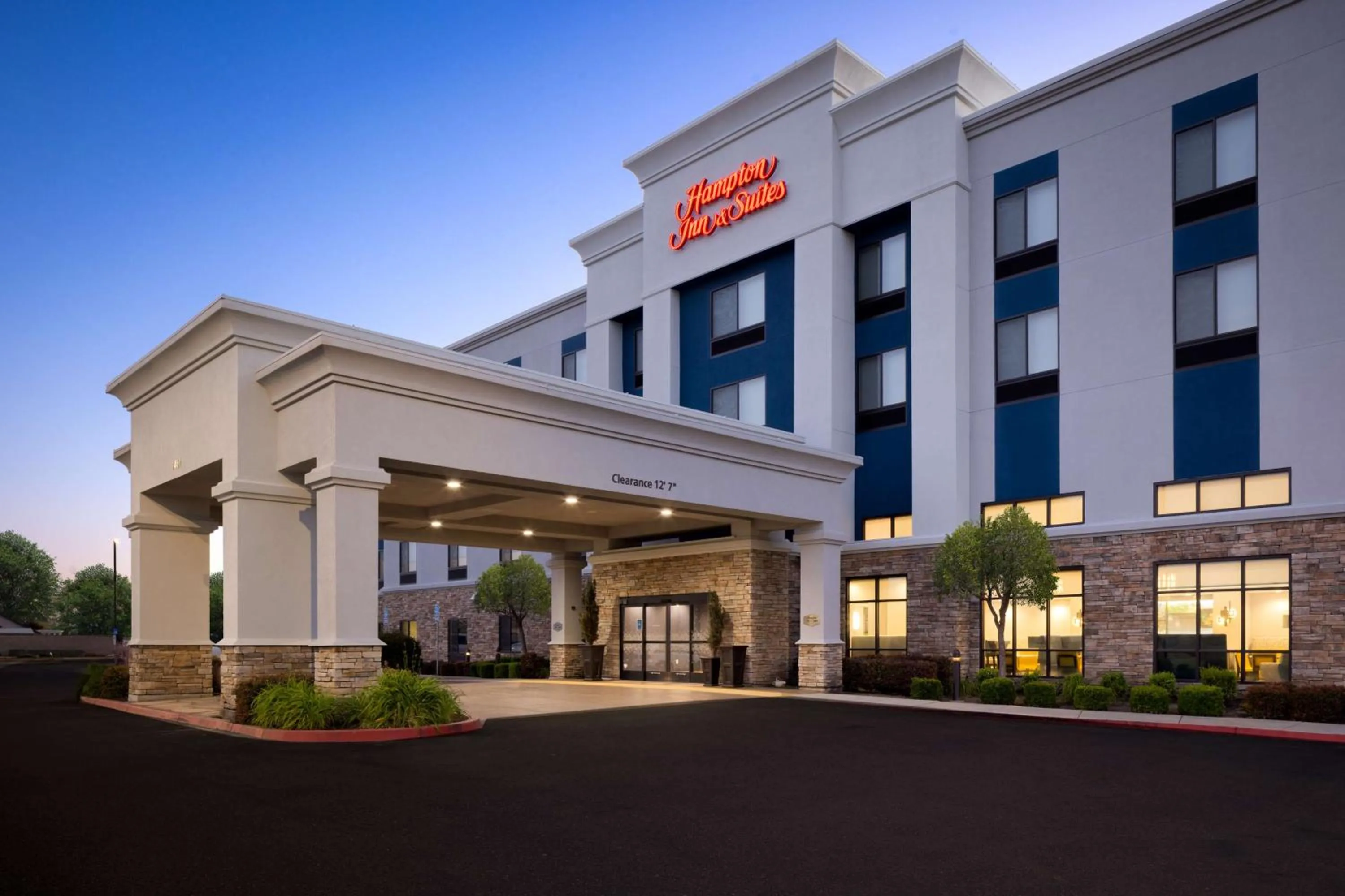Property building in Hampton Inn & Suites Manteca