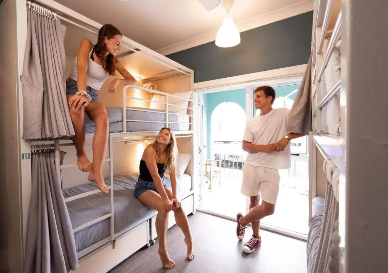 Bed in Premium 4-Bed Mixed Dormitory Room with Shared Bathroom (Ages 18-40 years) in Stoke Beach House Bed in Premium 4-Bed Mixed Dormitory Room with Shared Bathroom (Ages 18-40 years) in Stoke Beach House