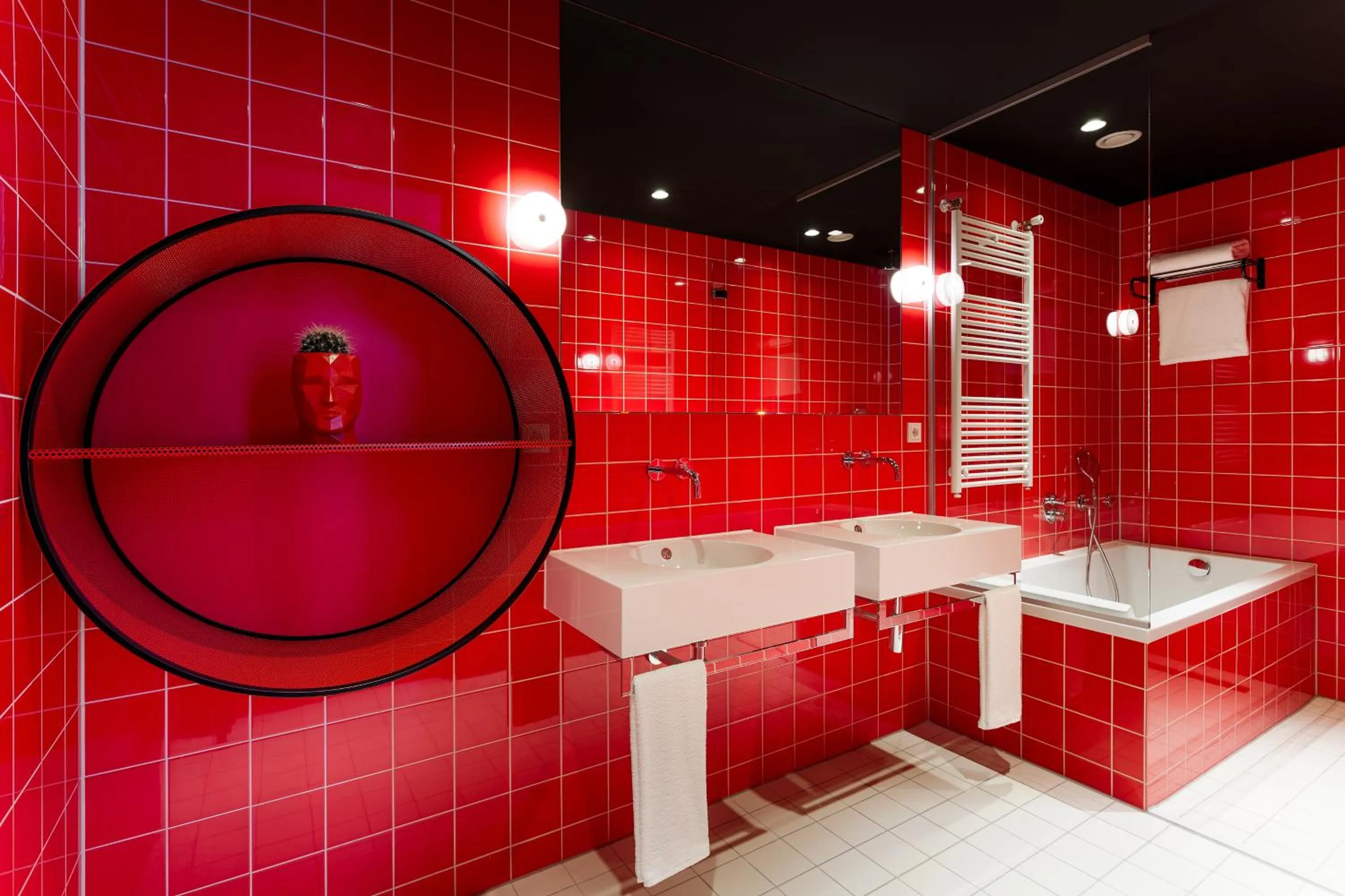 Bathroom in Room Mate Bruno, Rotterdam