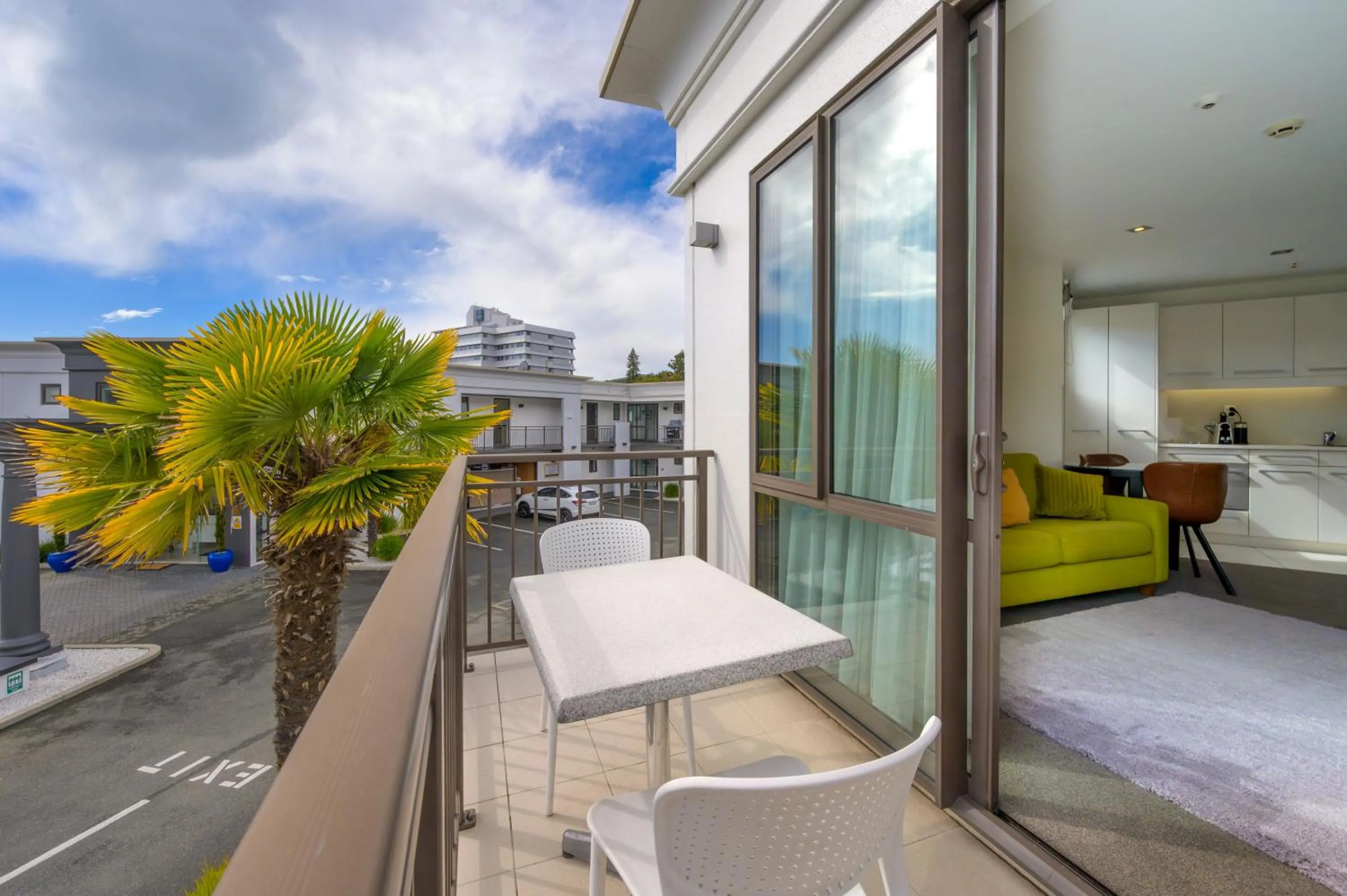 Patio in Palazzo Motor Lodge
