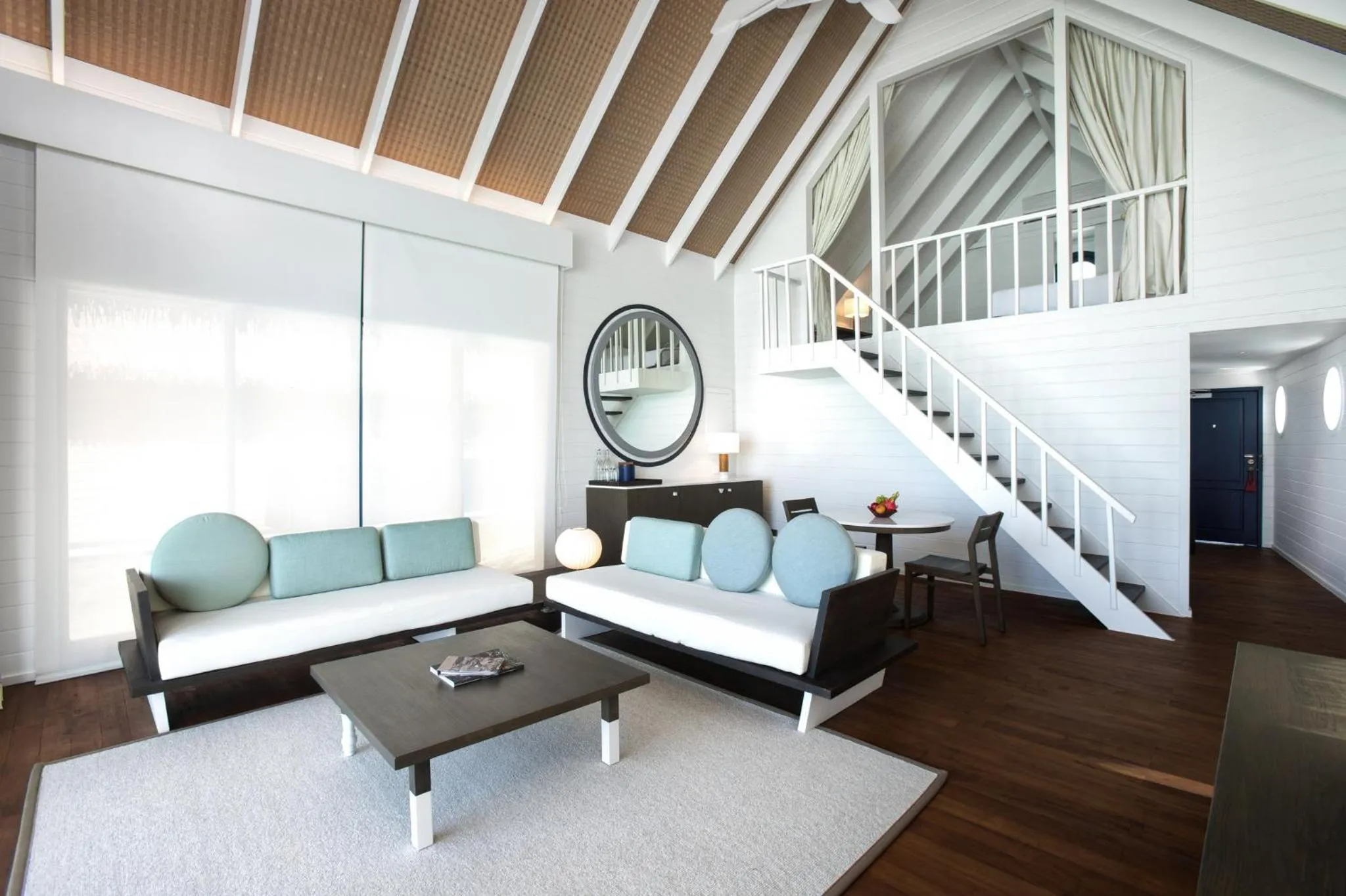 Photo of the whole room in COMO Cocoa Island