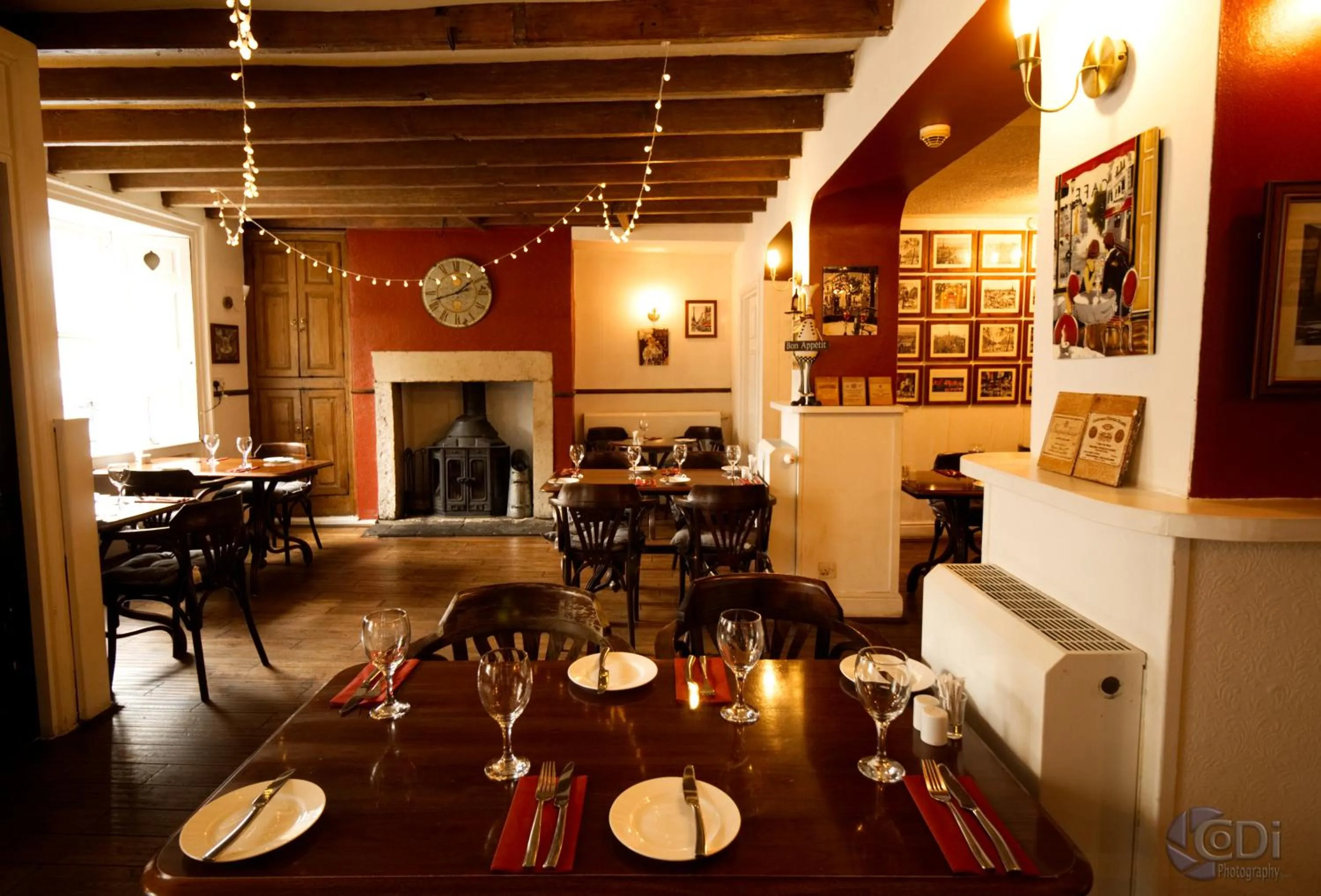 Restaurant/places to eat in Forresters Bar & French Restaurant with Rooms