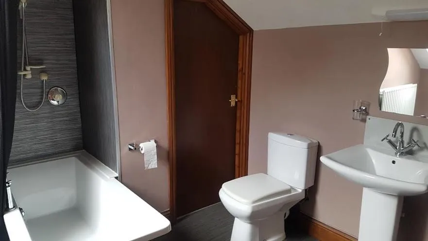 Bathroom in Forresters Bar & French Restaurant with Rooms