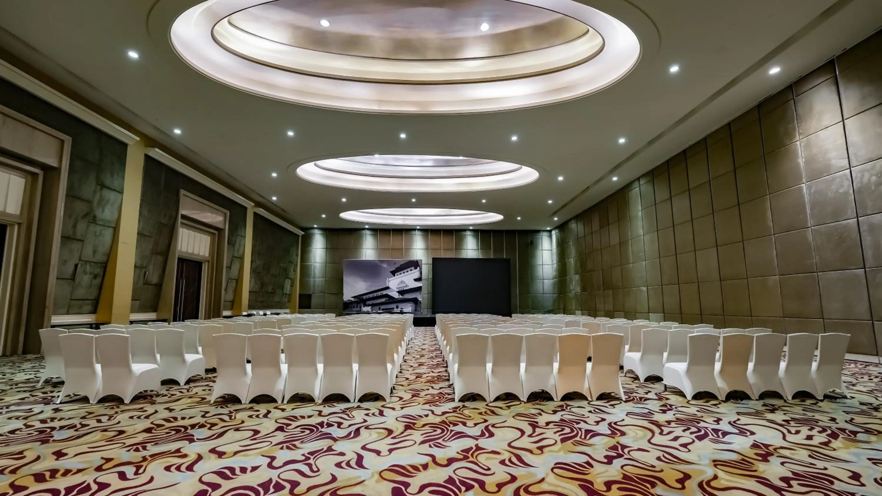 HARRIS Hotel & Convention Festival Citylink Bandung