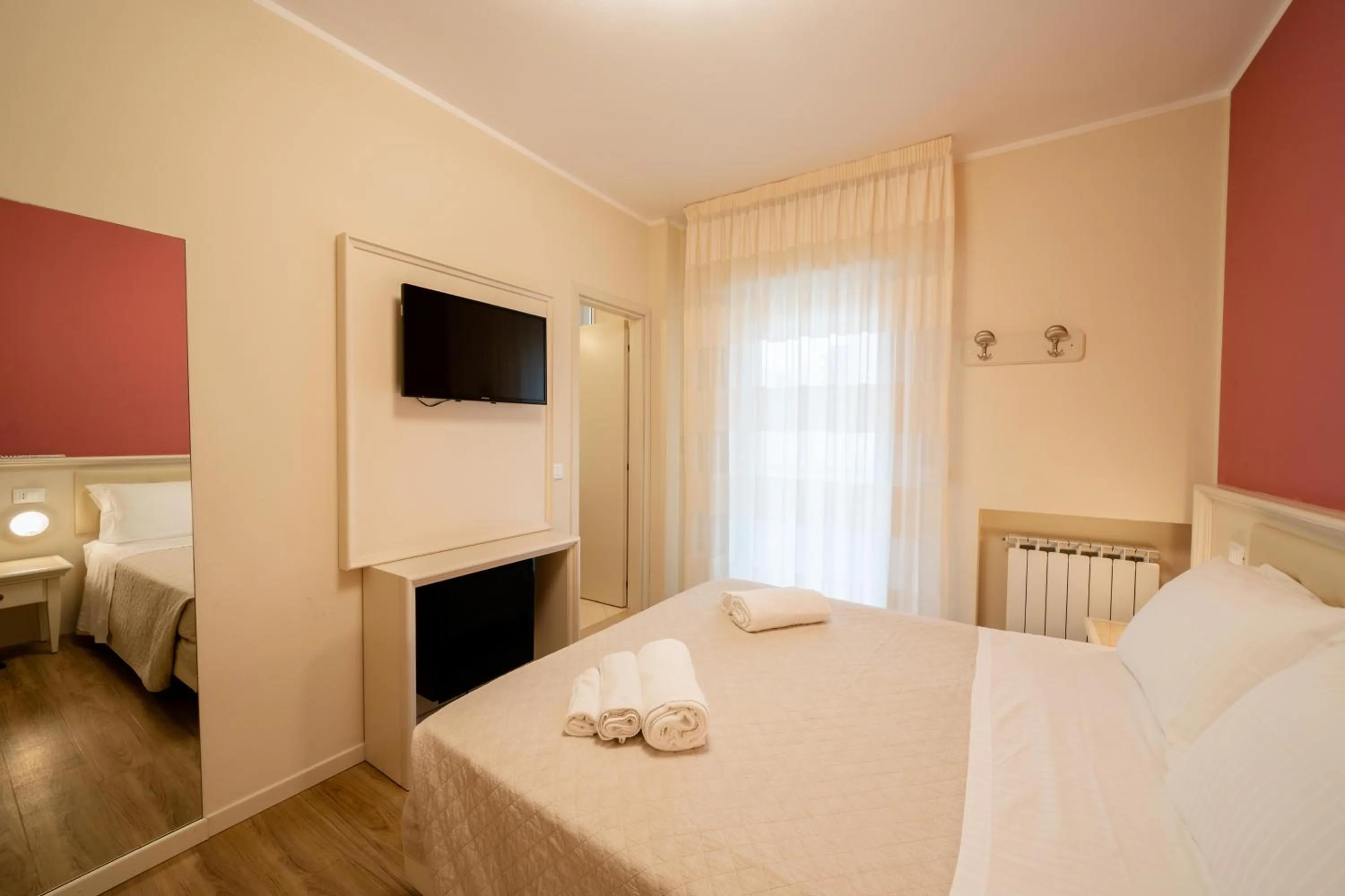 Bedroom, Bed in Hotel Orchidea