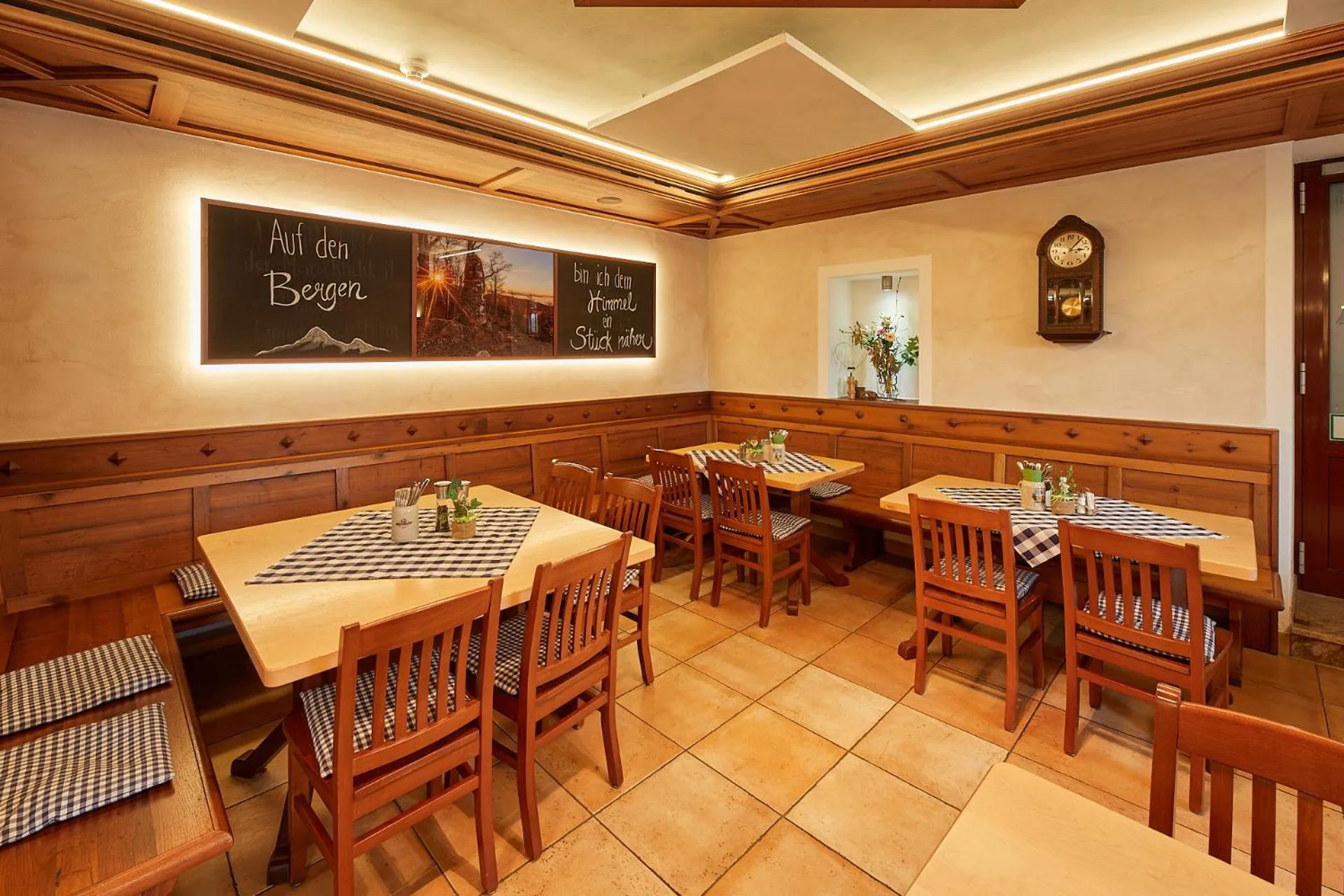 Restaurant/places to eat in Hotel Gasthof Fellner