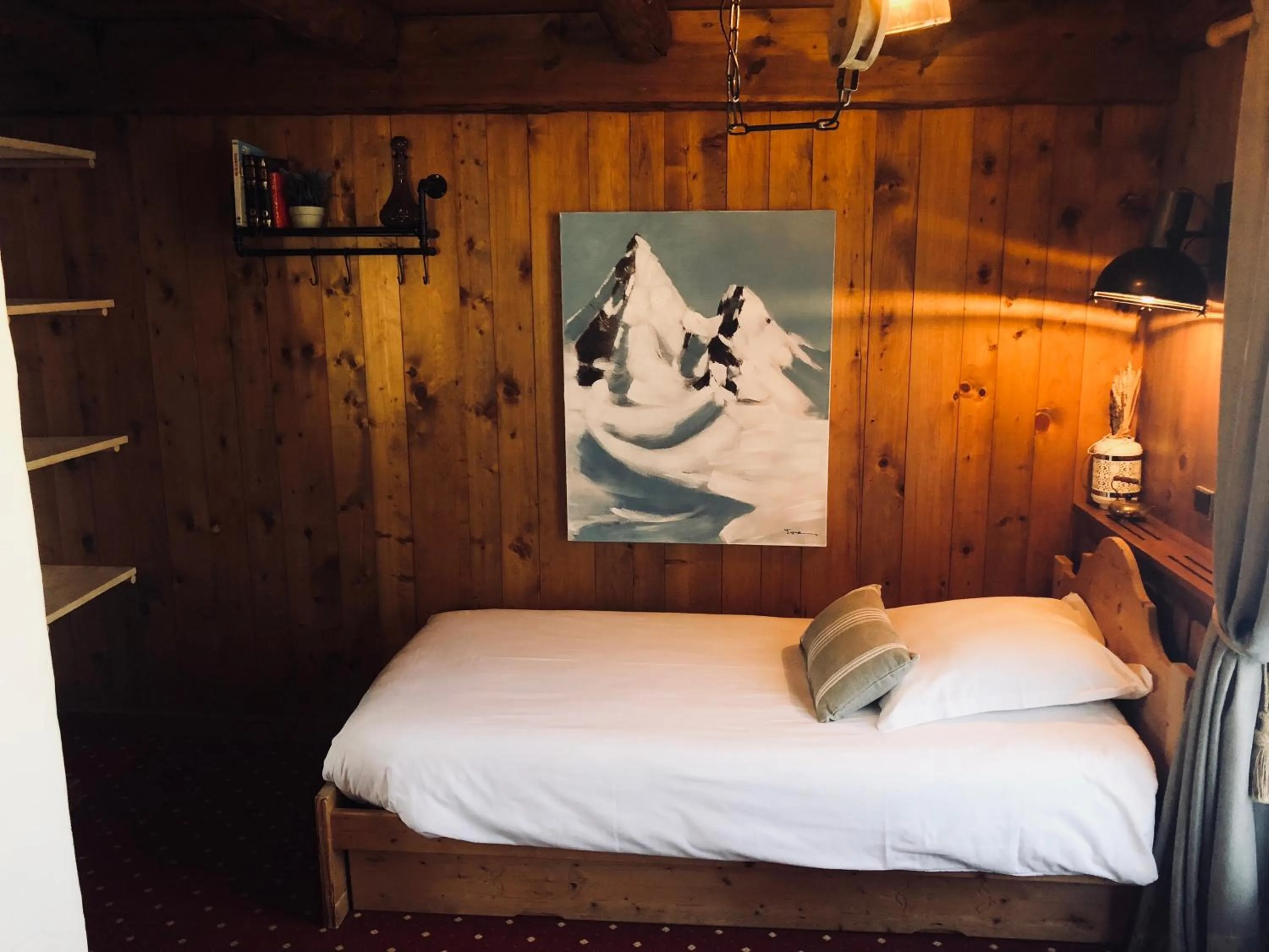 Bed in Le Coin Savoyard