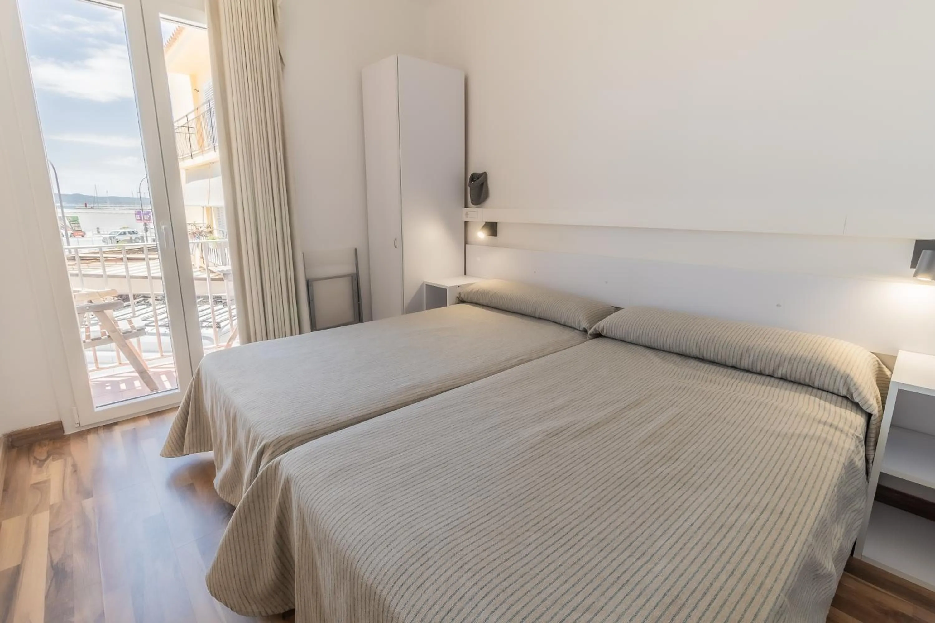 Photo of the whole room, Bed in Fonda Can Dalfo