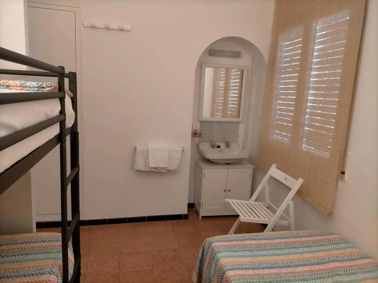 Bathroom, Bed in Fonda Can Dalfo