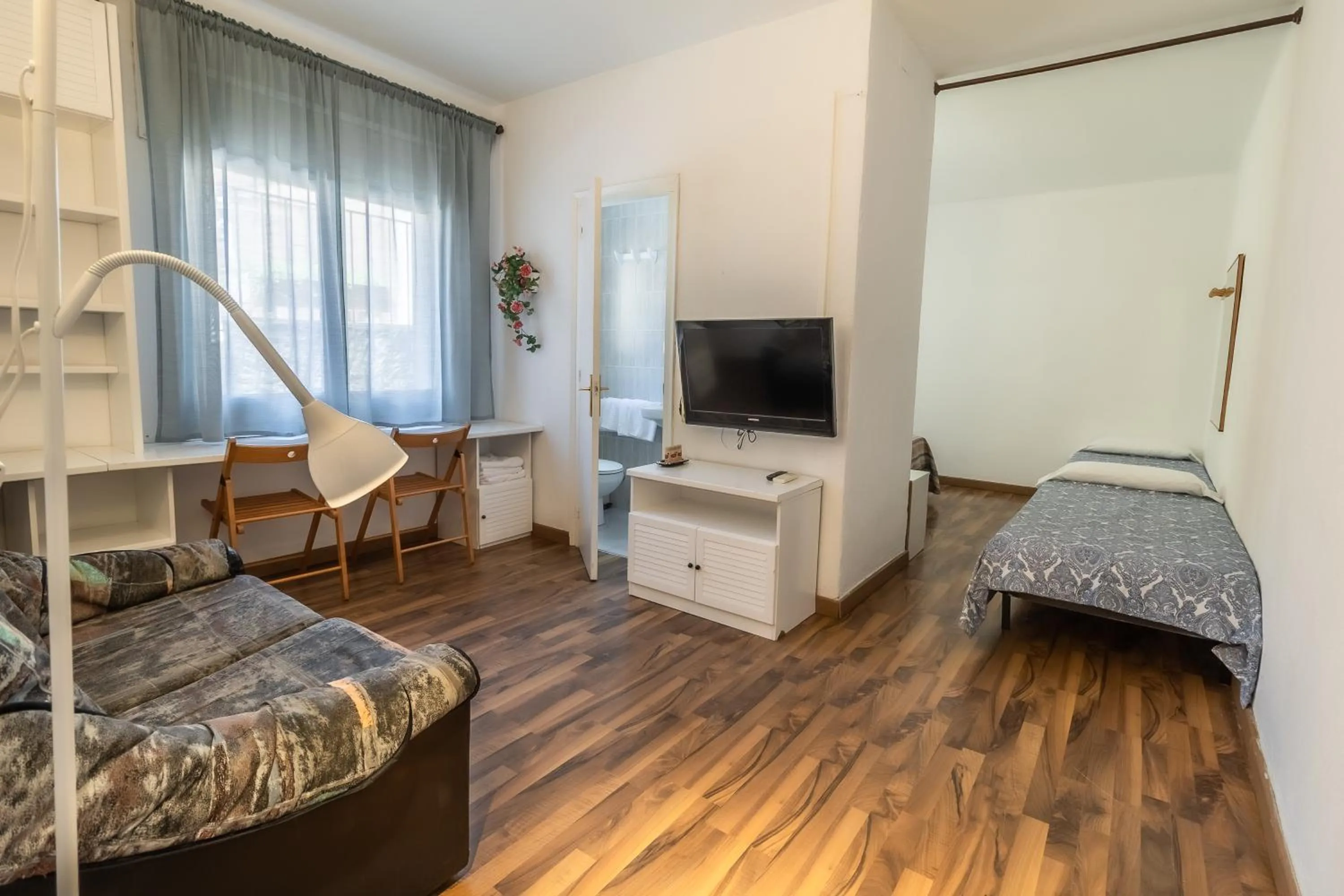 Photo of the whole room, Bed in Fonda Can Dalfo