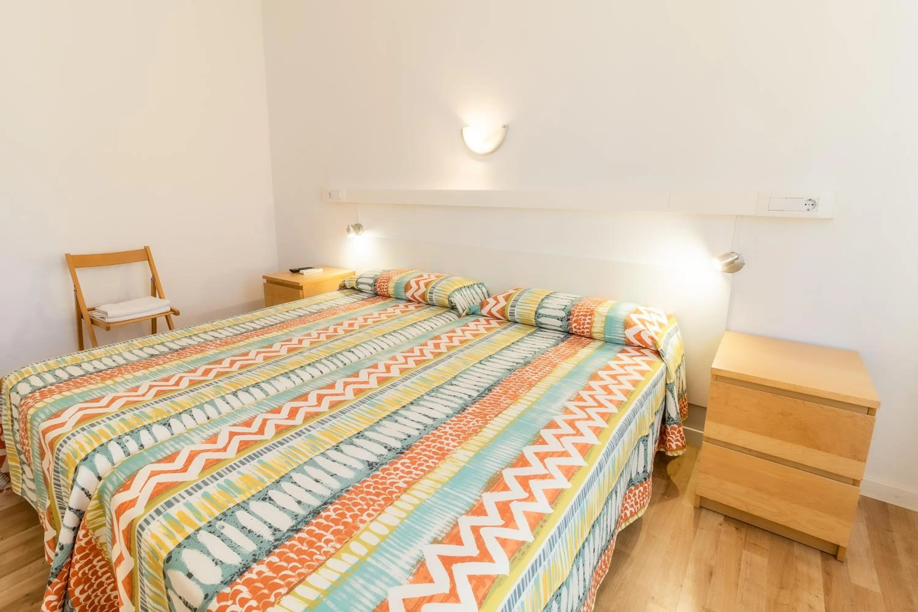 Photo of the whole room, Bed in Fonda Can Dalfo