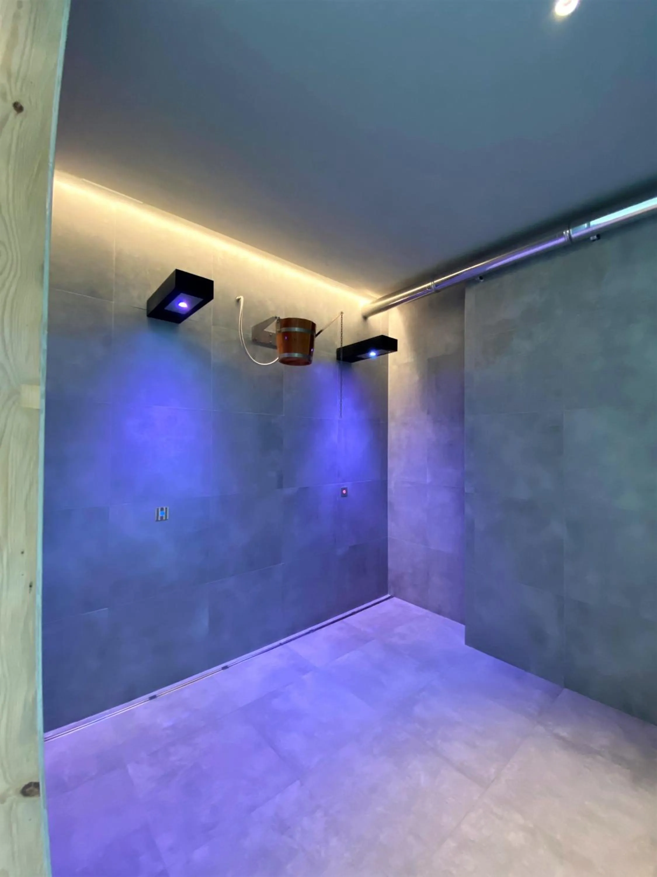 Spa and wellness centre/facilities, Bed in Albergo Rutzer