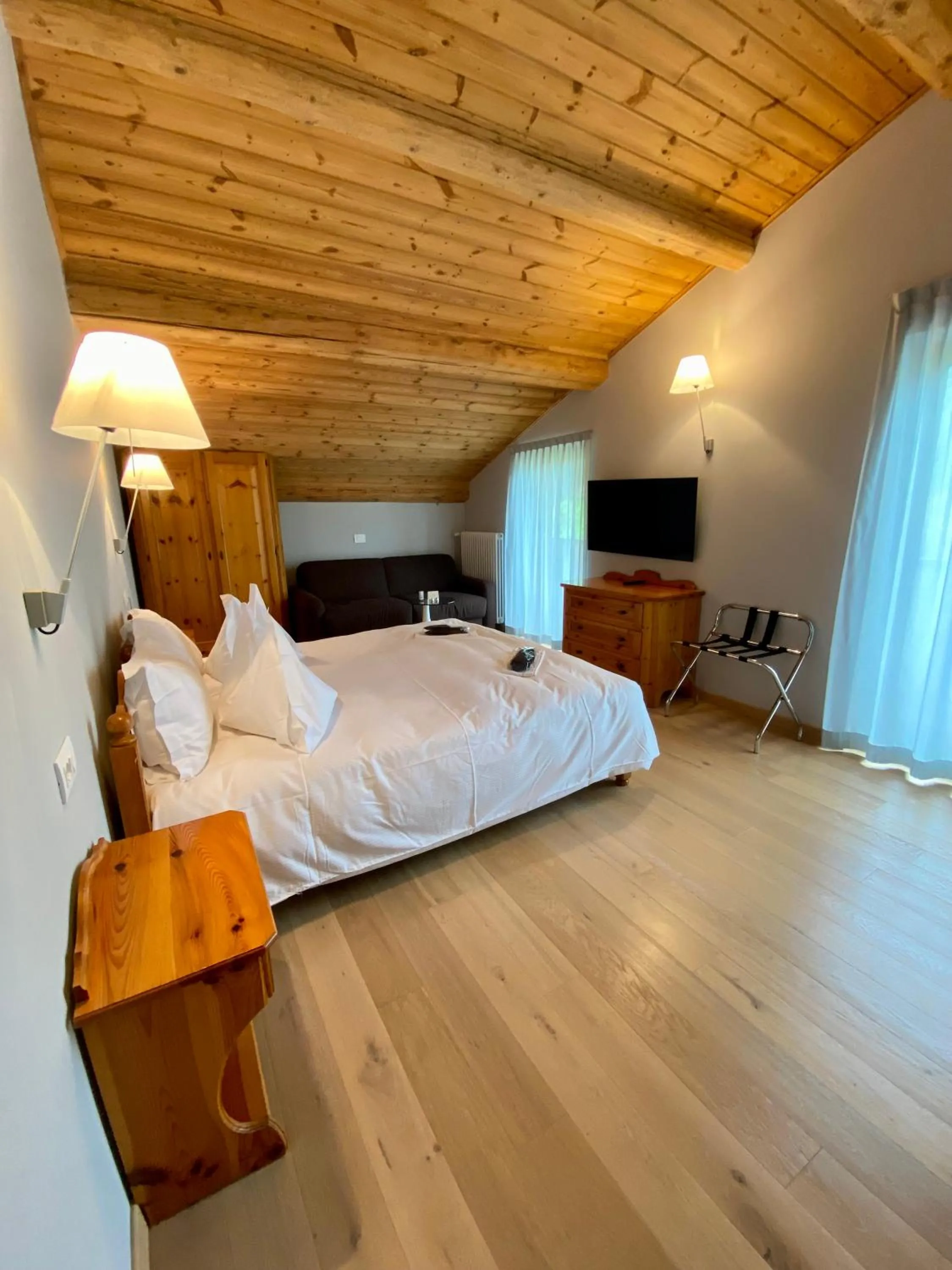 Bedroom, Bed in Albergo Rutzer