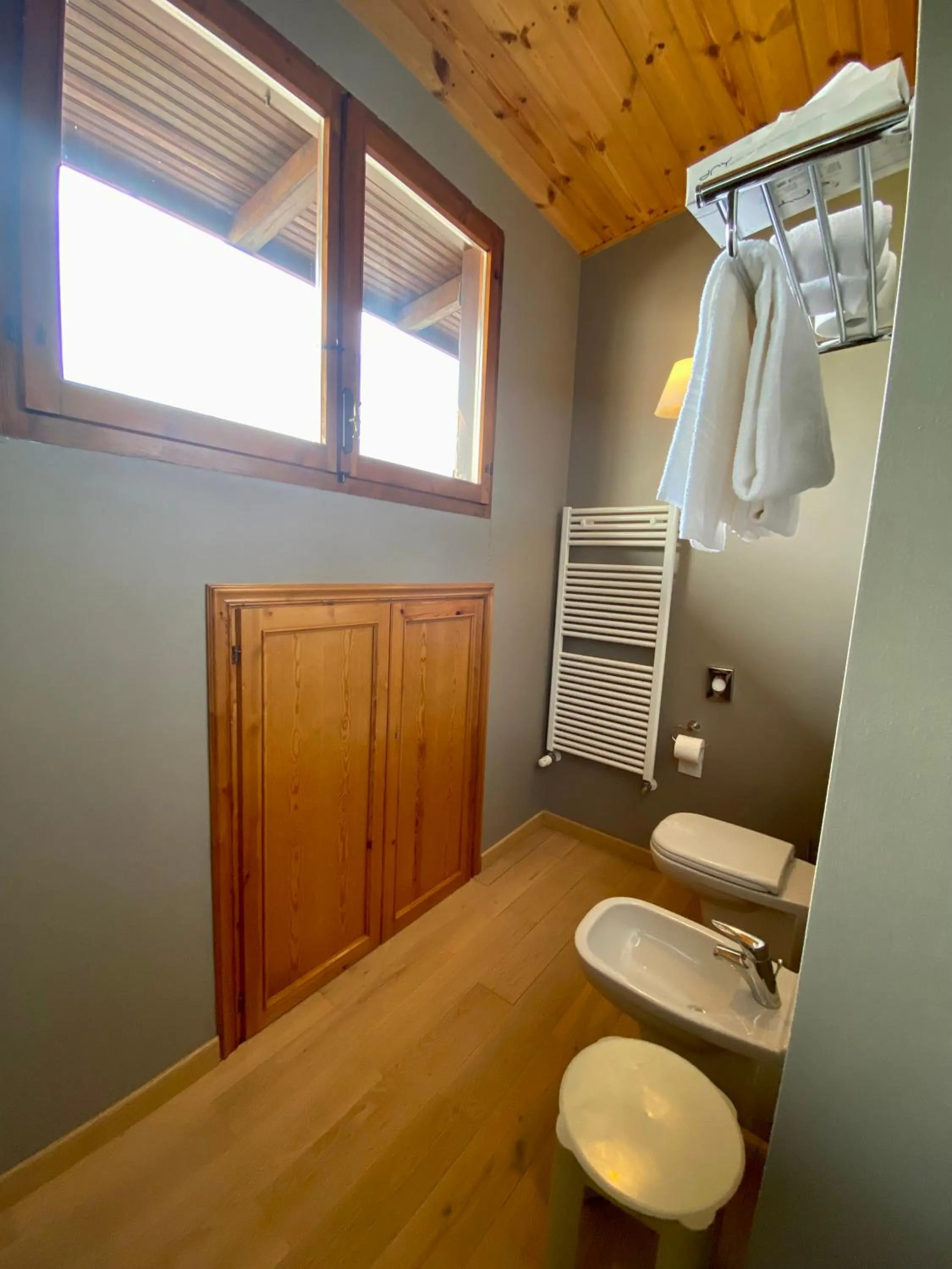 Bathroom in Albergo Rutzer