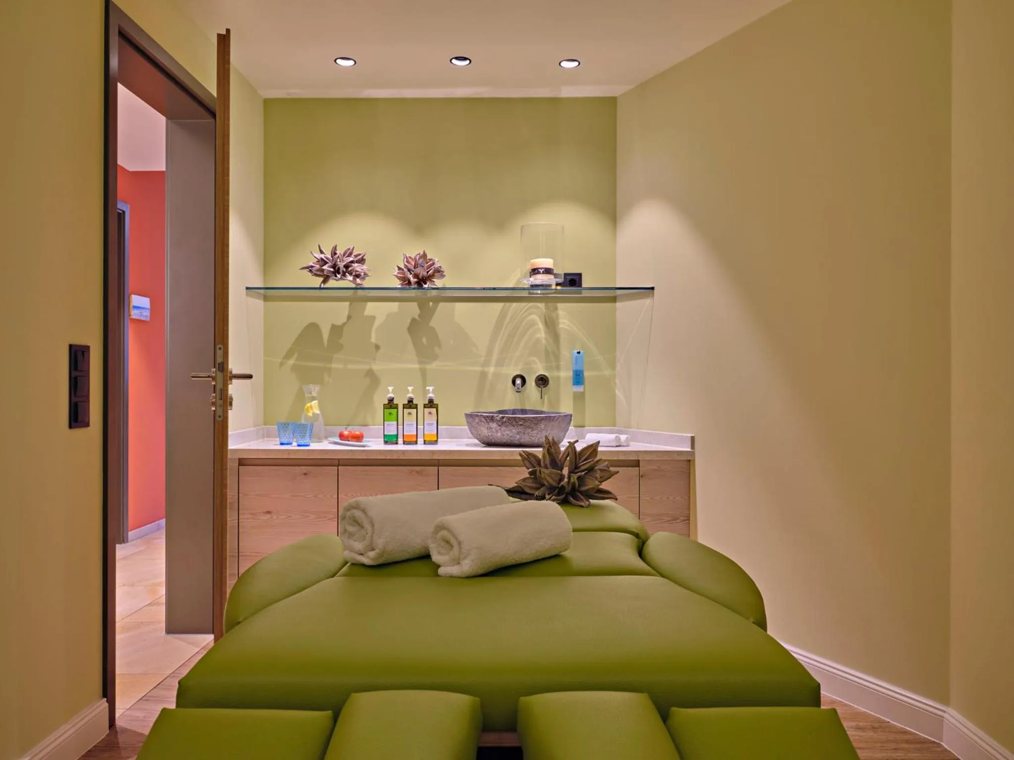 Area and facilities in Hotel Restaurant Burg-Klause