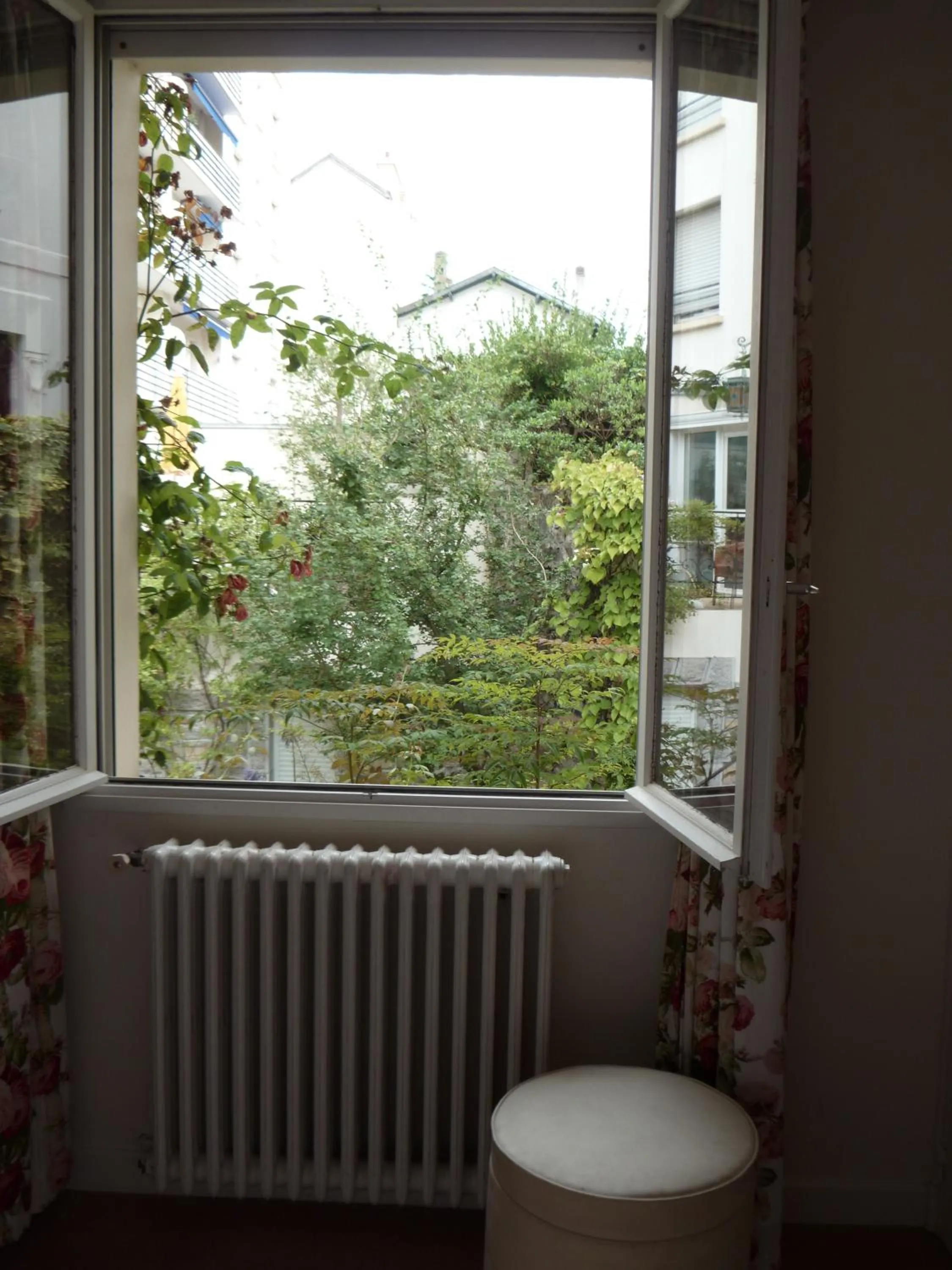 Decorative detail in Hôtel Maïtagaria