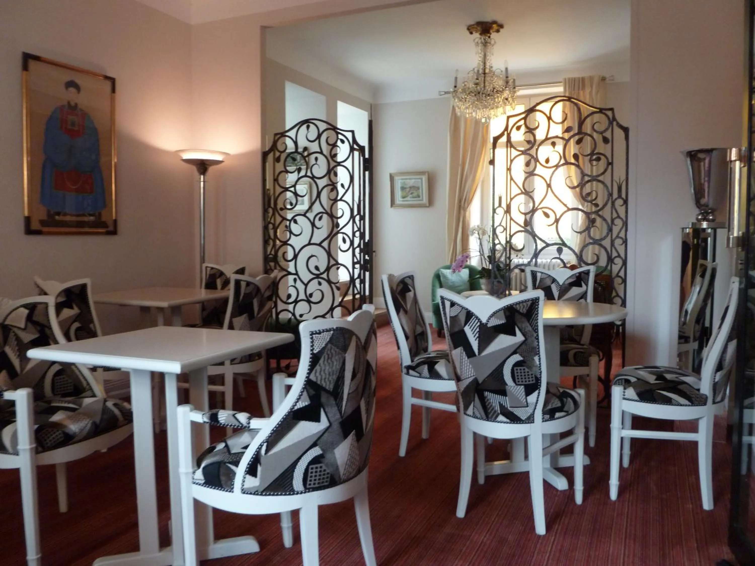 Restaurant/places to eat in Hôtel Maïtagaria