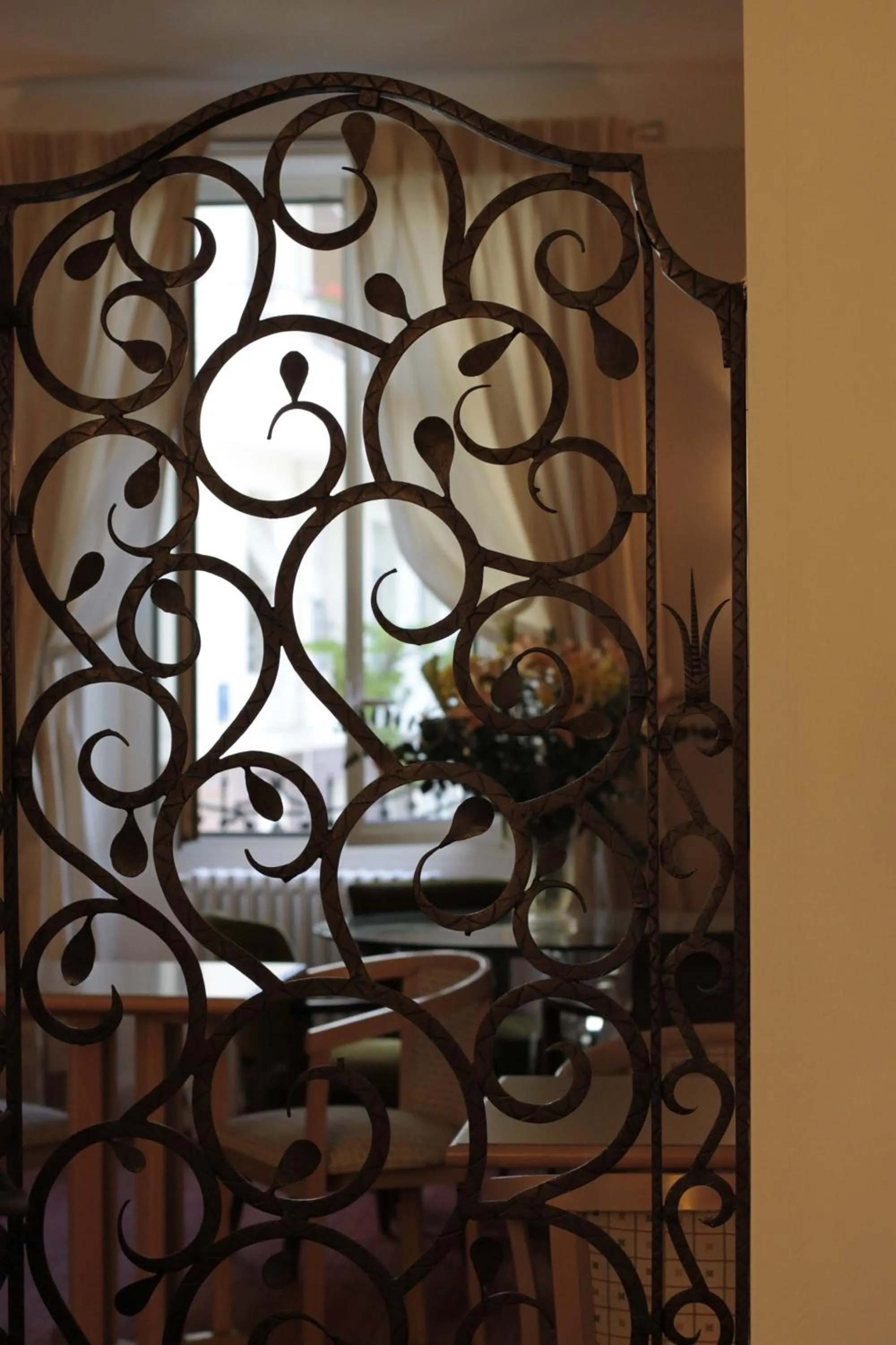 Decorative detail in Hôtel Maïtagaria