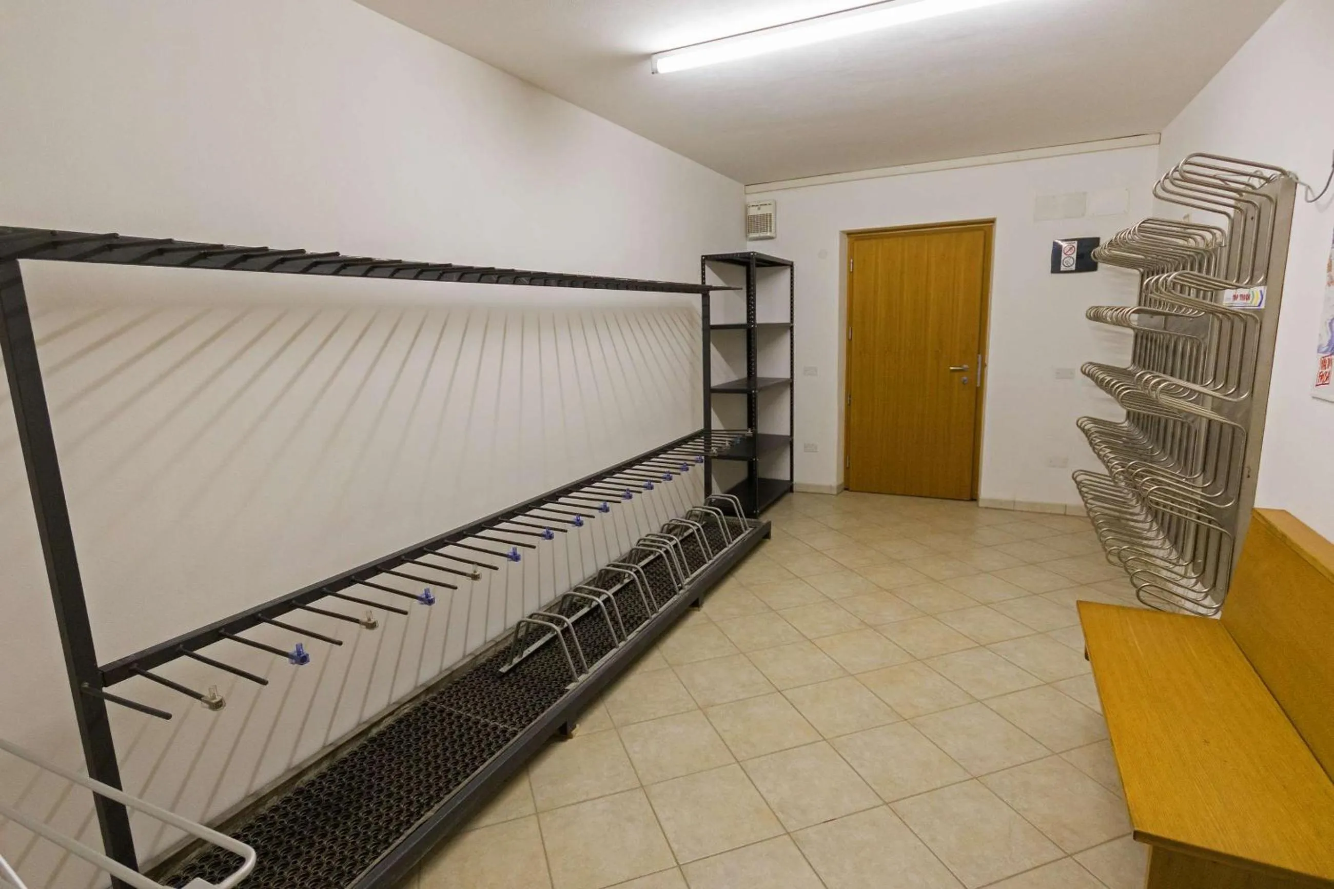 Skiing in Hotel Miravalle