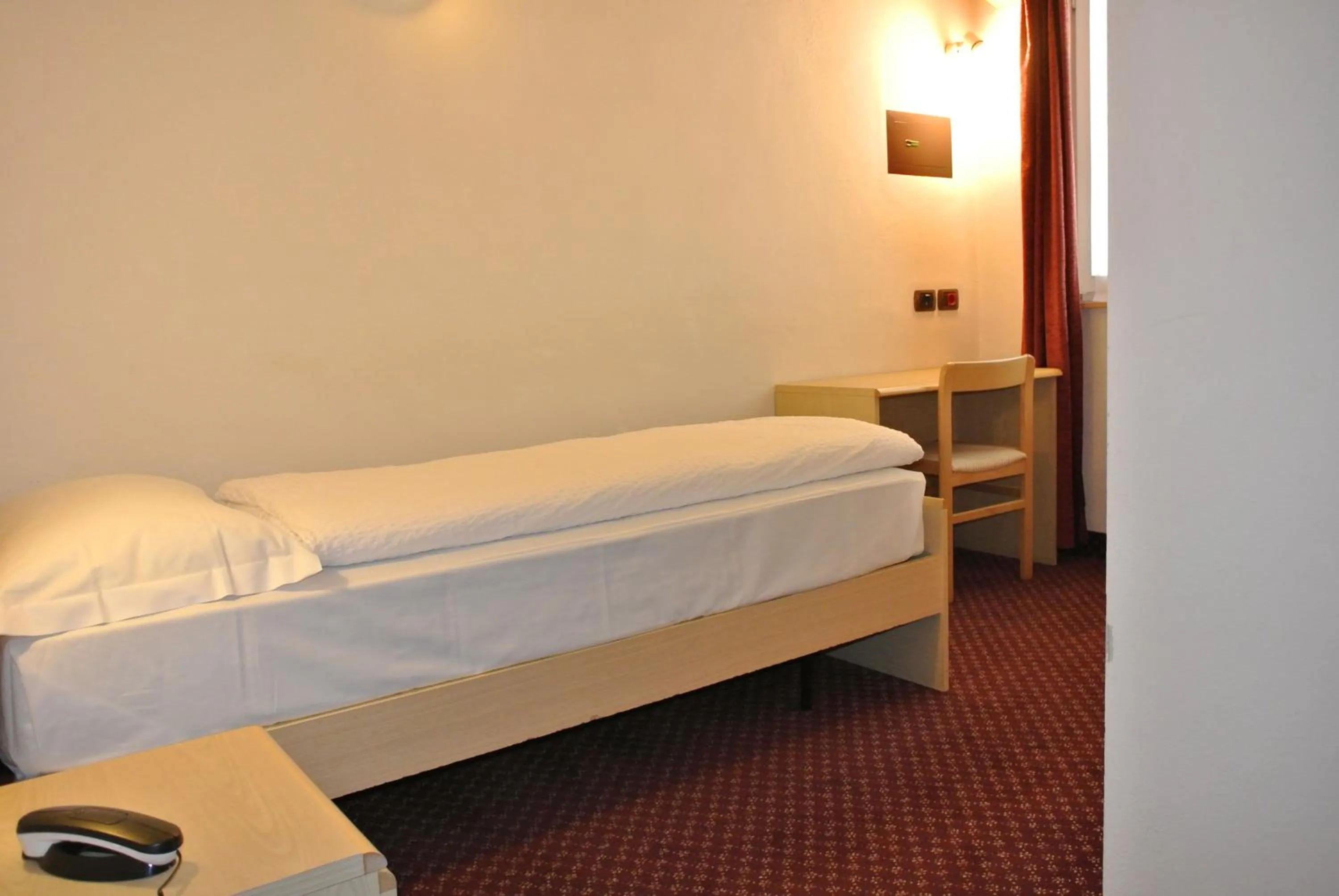 Photo of the whole room, Bed in Hotel Miravalle