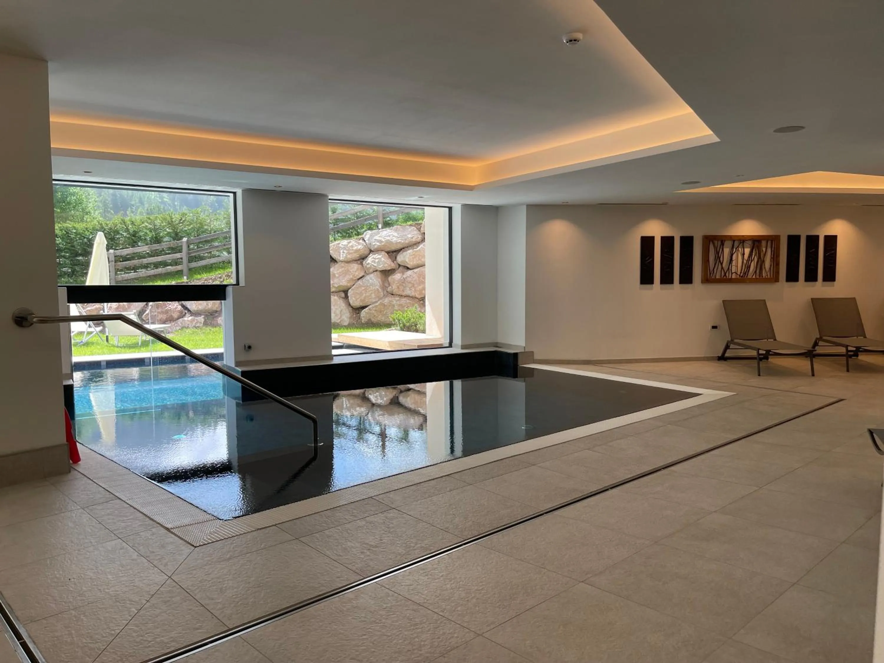 Nightclub / DJ in Hotel Miravalle