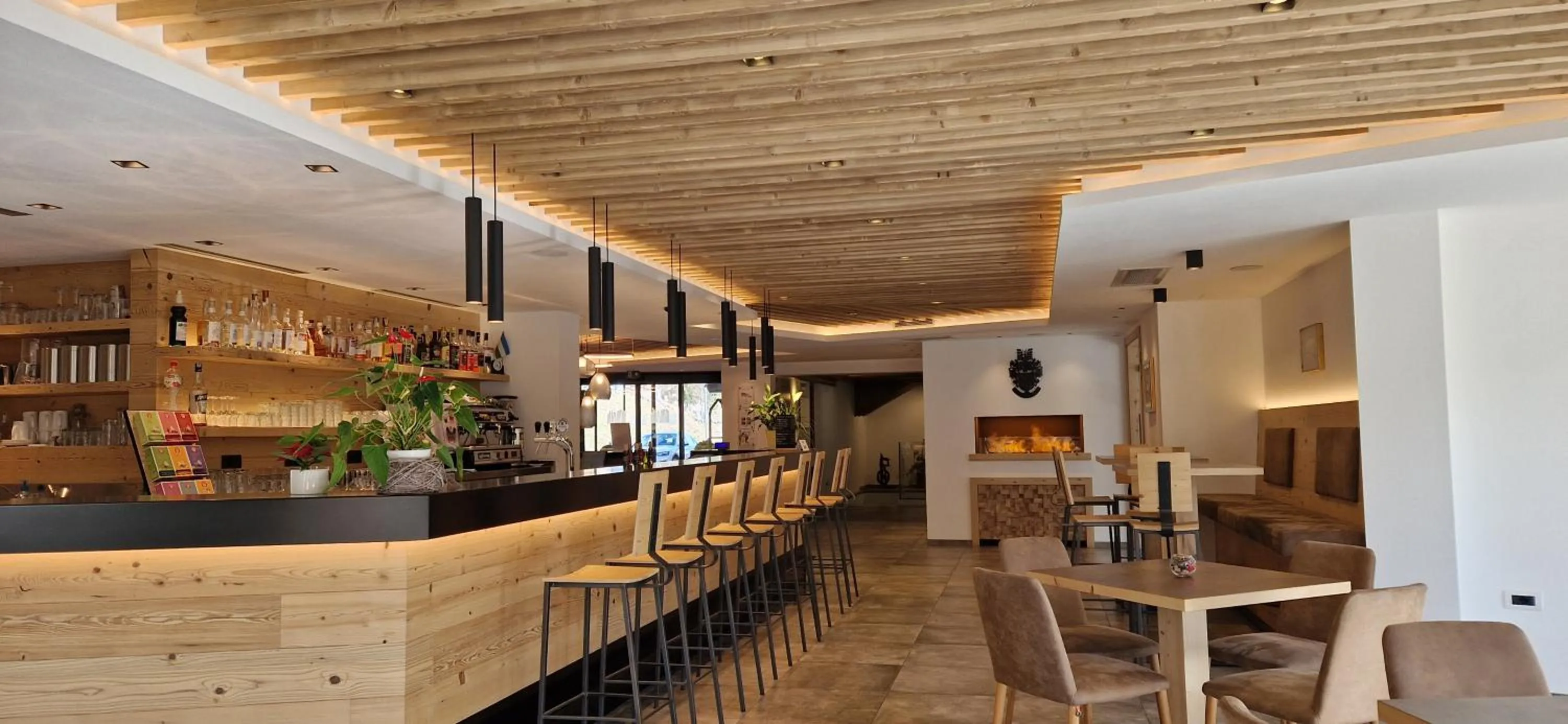 Lounge or bar in Hotel Miravalle