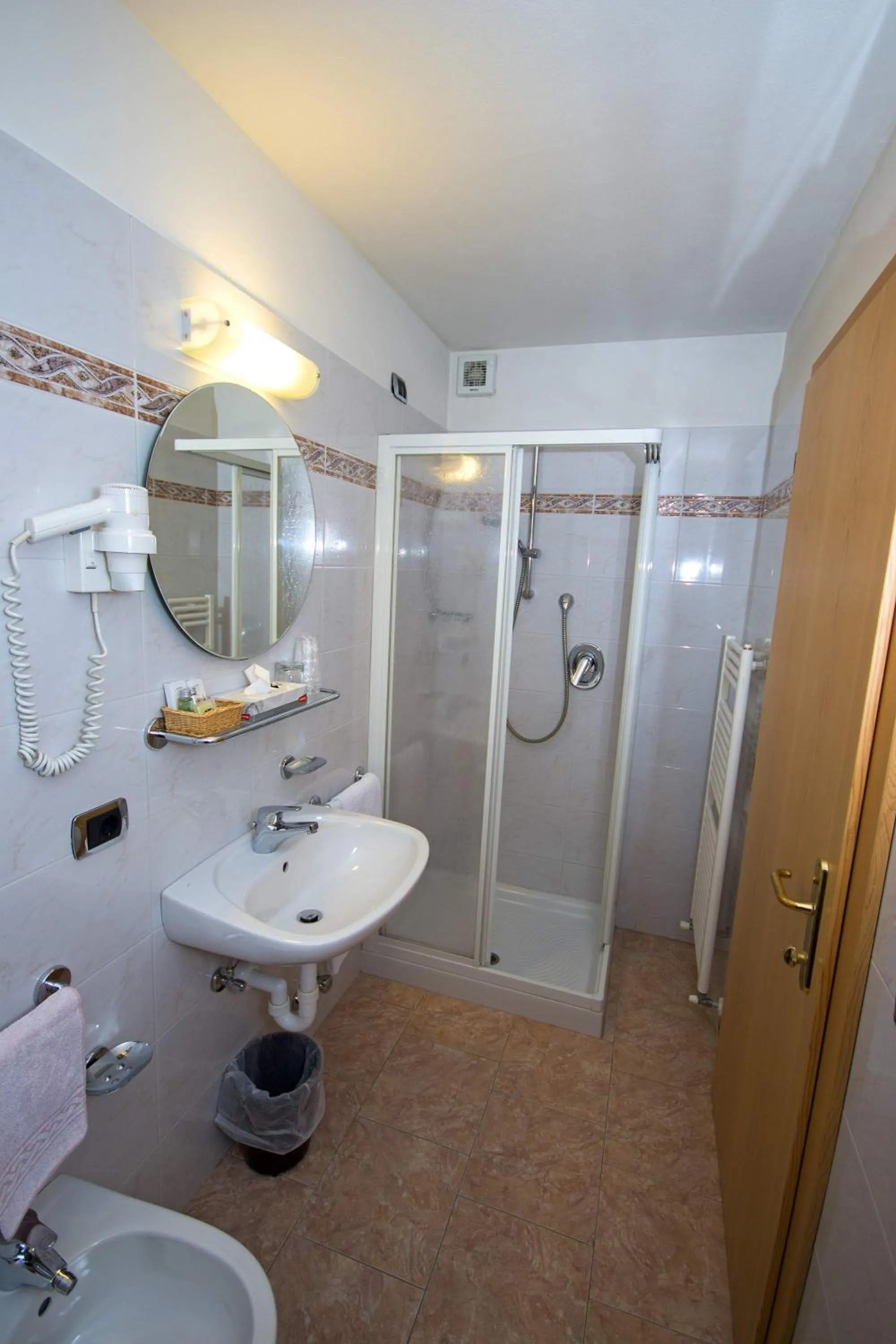 Bathroom in Hotel Miravalle