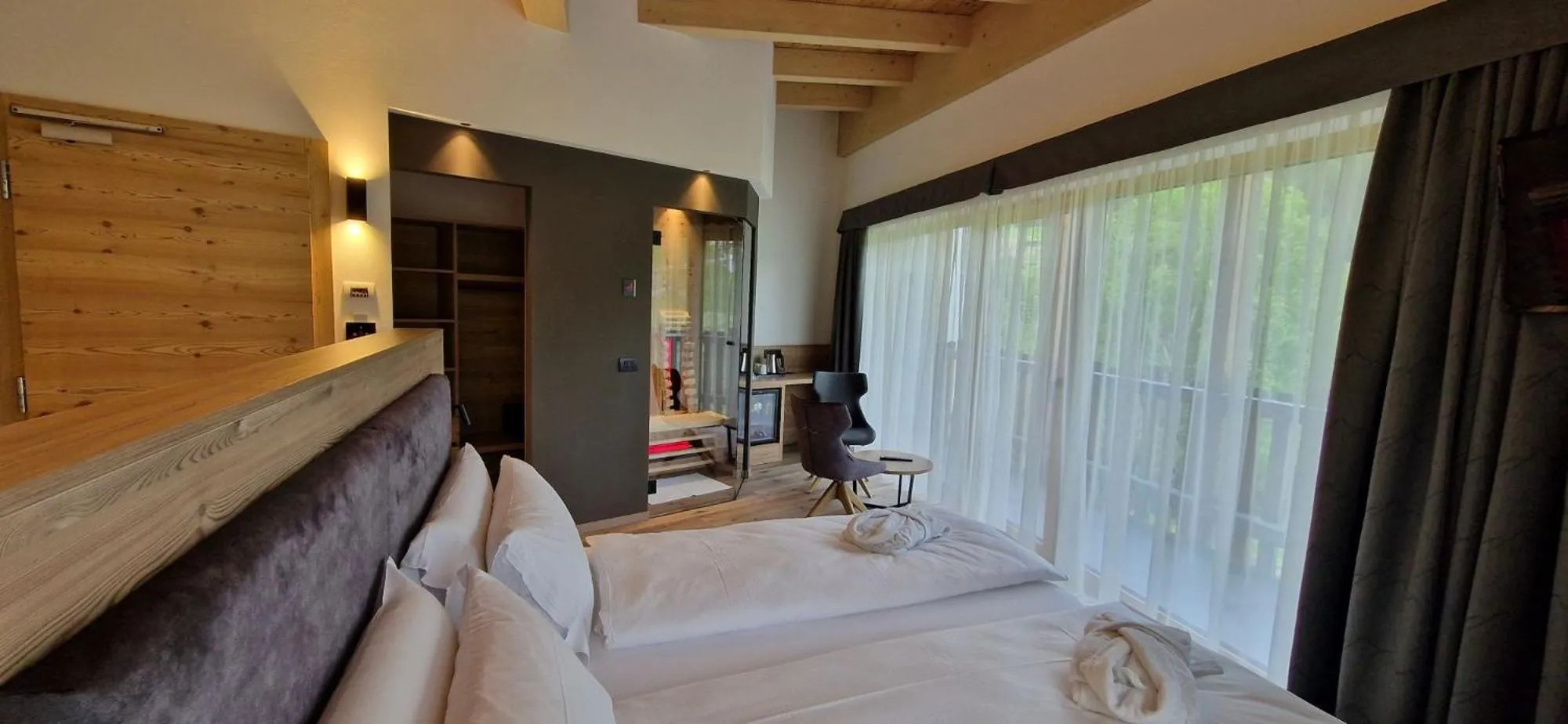 Bed in Hotel Miravalle