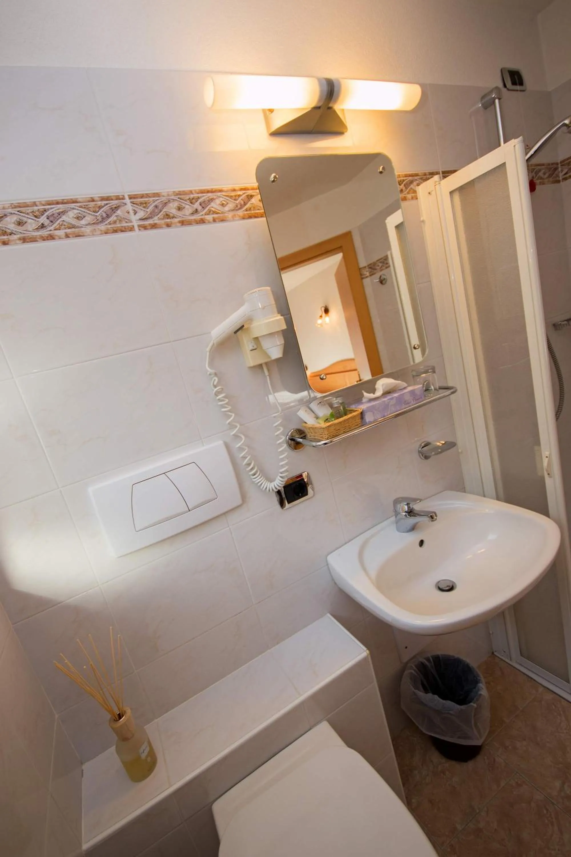 Bathroom in Hotel Miravalle