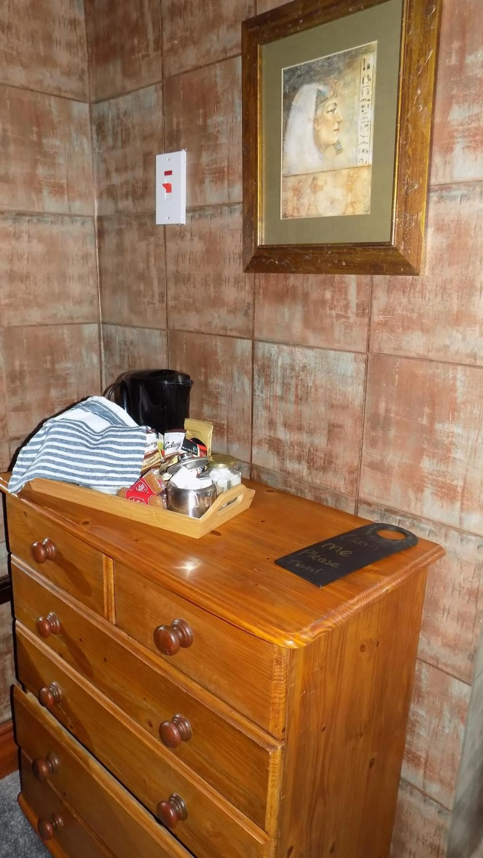 Bed in Tracey's Driftwood