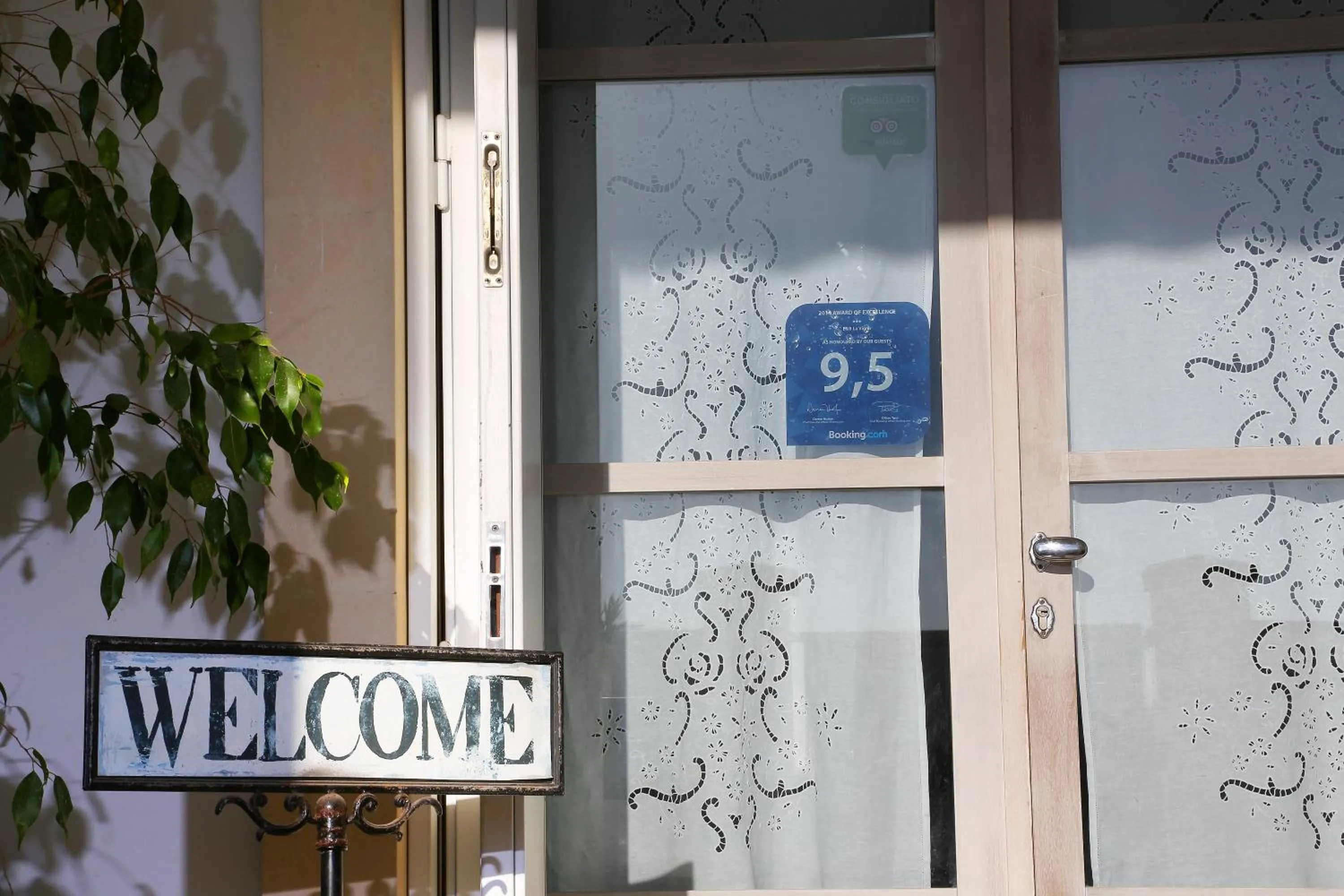 Facade/entrance in Eco Green La Vigna