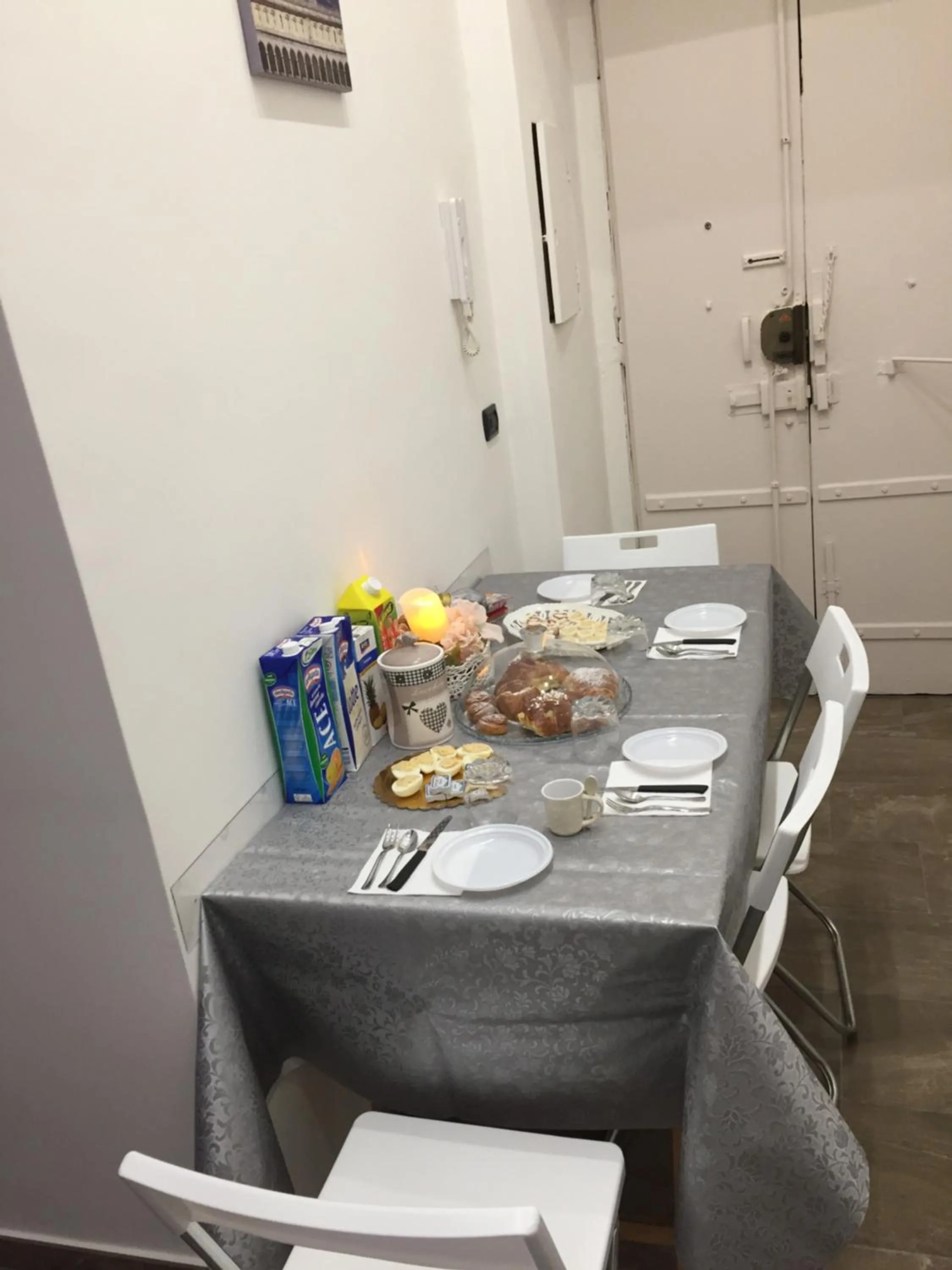 Breakfast in Le Perle di Napoli